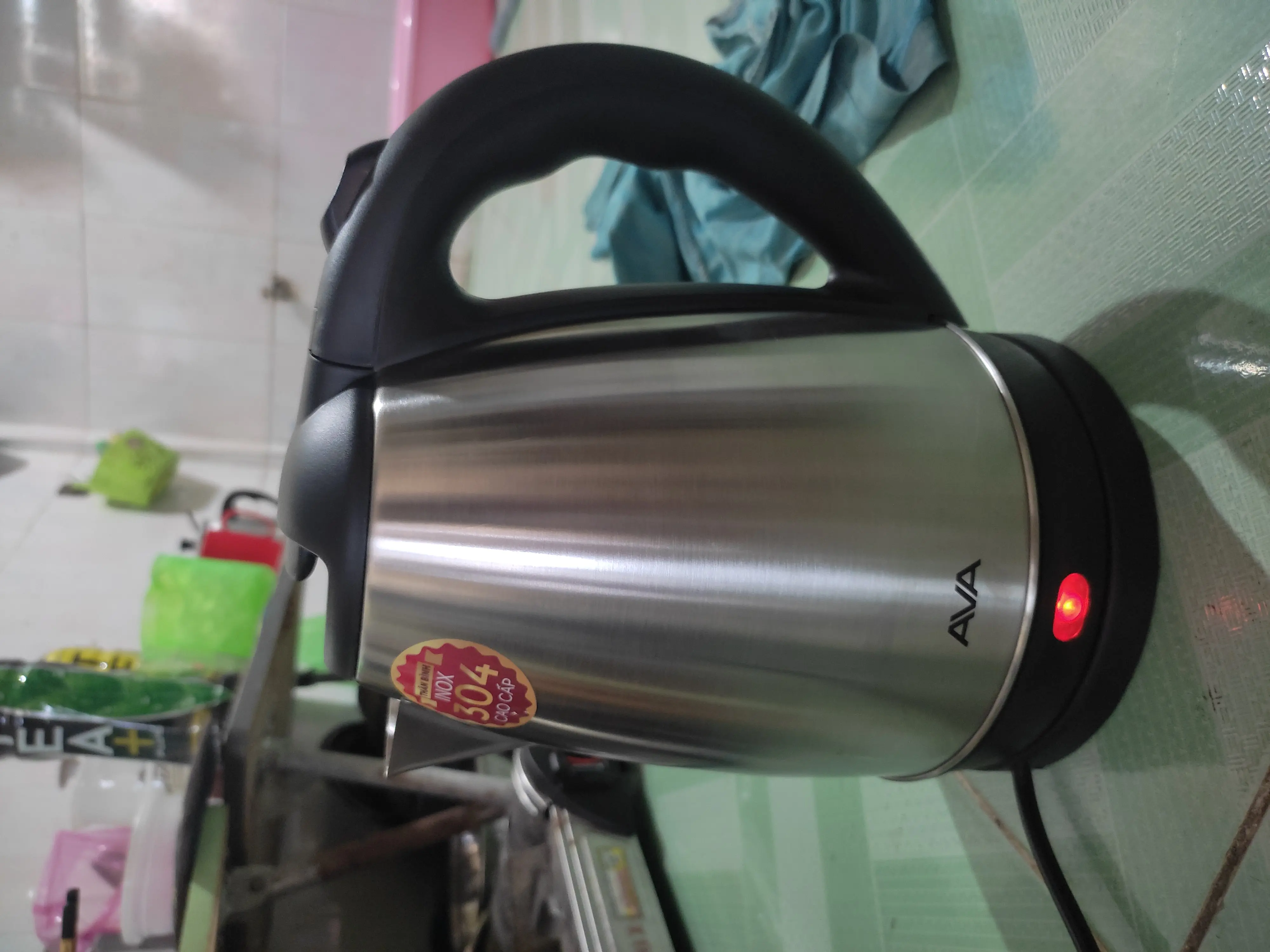 Khách hàng review Bình đun siêu tốc AVA 1.7 lít KES4149 3
