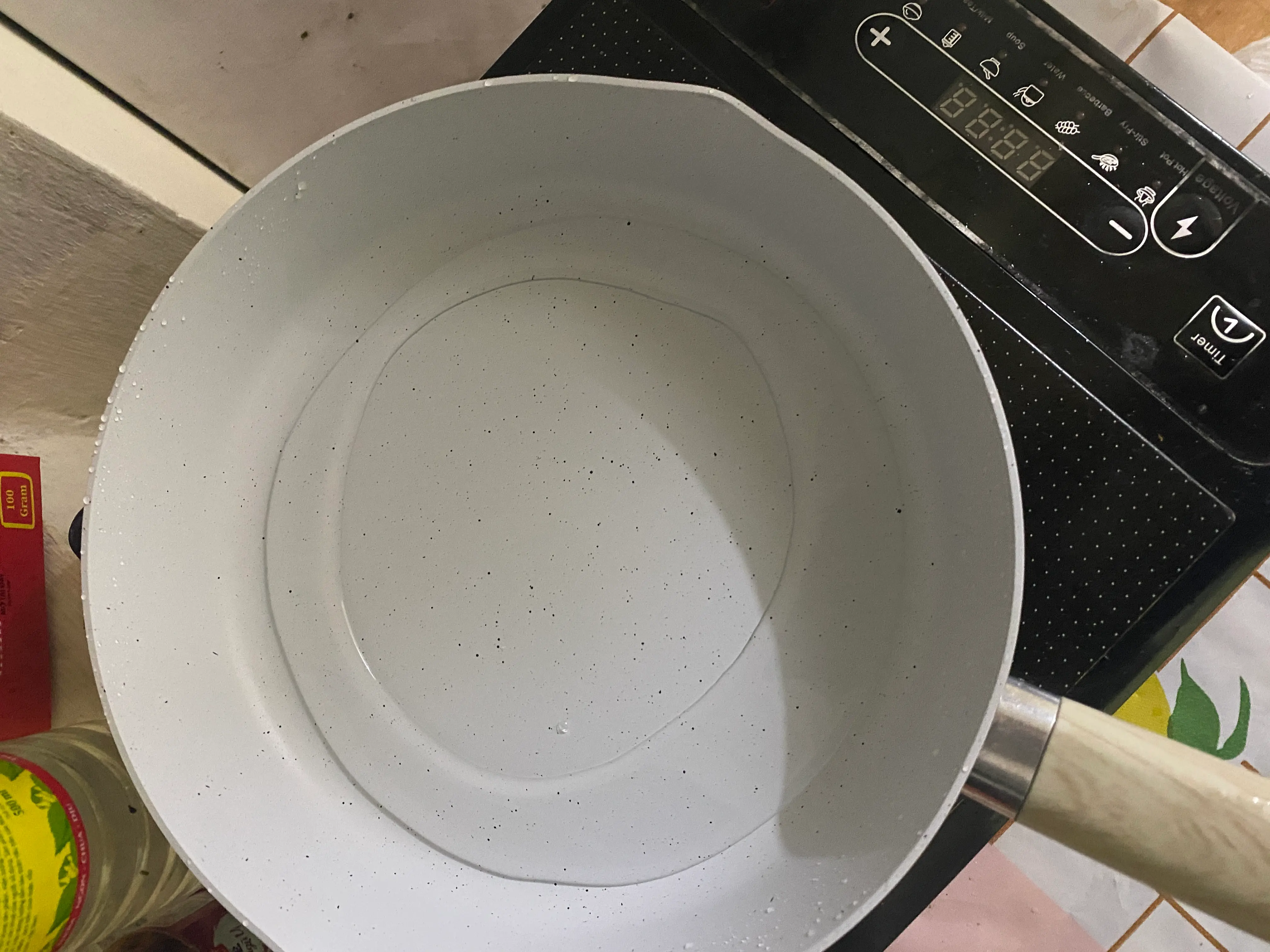 Khách hàng review Chảo nhôm chống dính vân đá đáy từ 24 cm Delites RLJ-3024 1