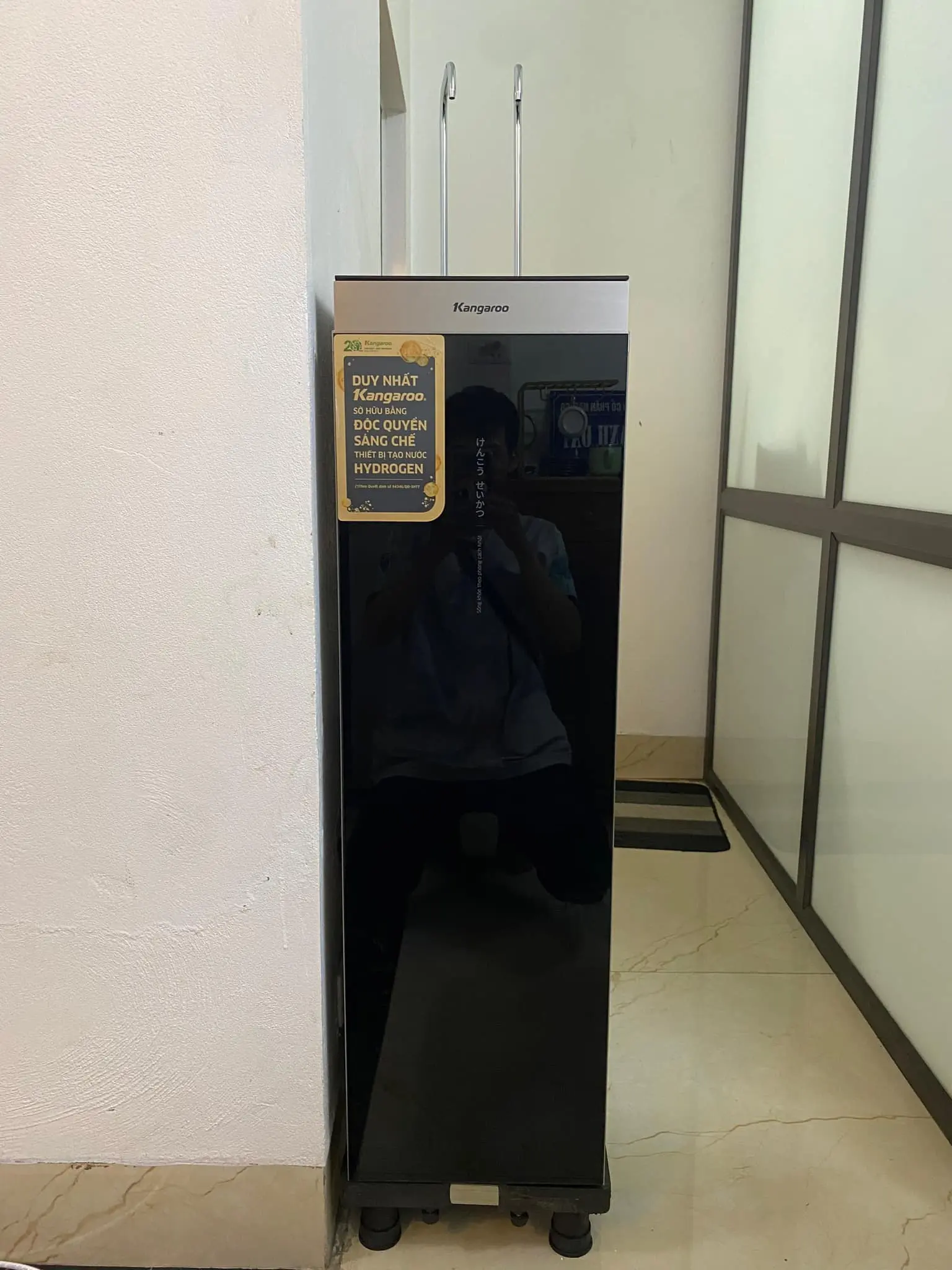Khách hàng review Máy lọc nước RO nóng nguội lạnh Hydrogen Kangaroo Sumire KG12A6 12 lõi 12
