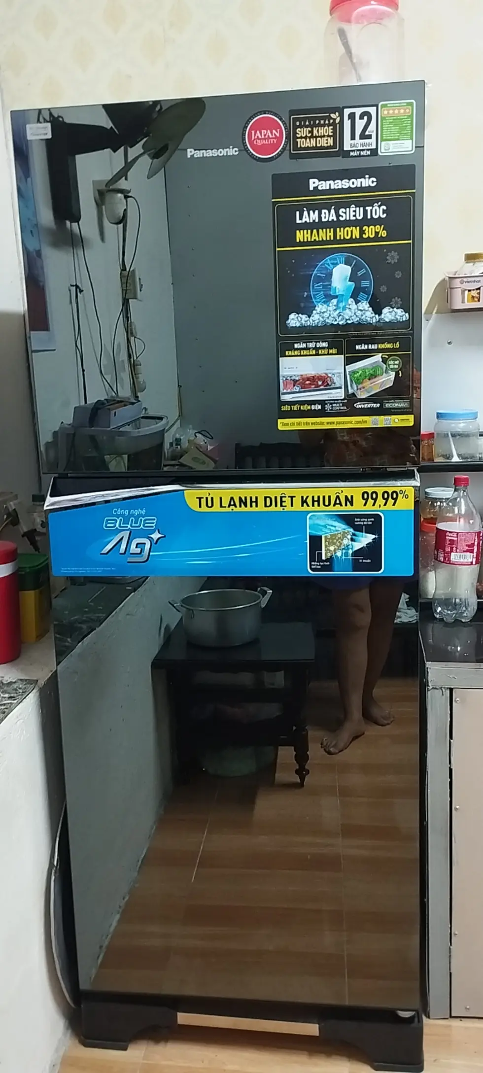 Khách hàng review Tủ lạnh Panasonic Inverter 326 lít NR-TL351VGMV 9
