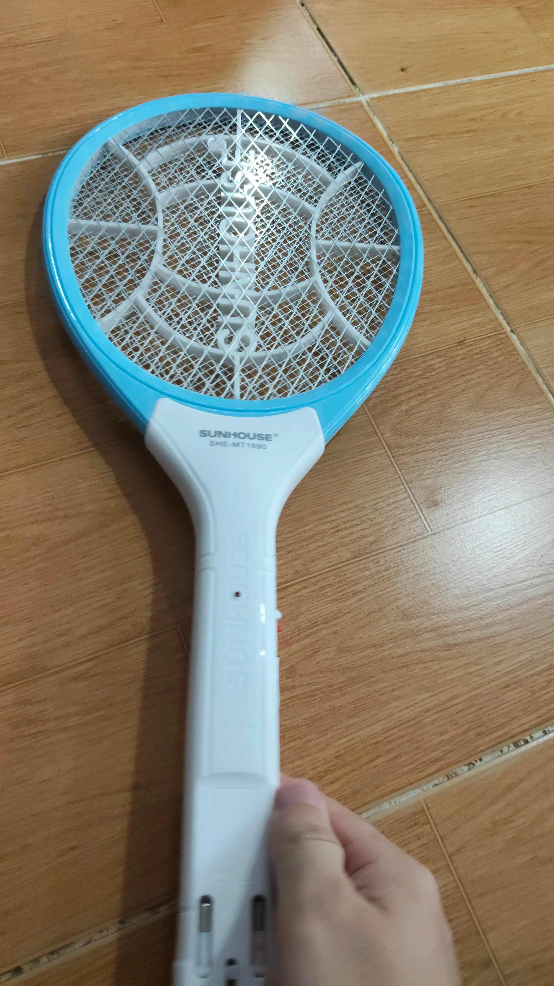 Khách hàng review Vợt muỗi Sunhouse SHE-MT1690 1