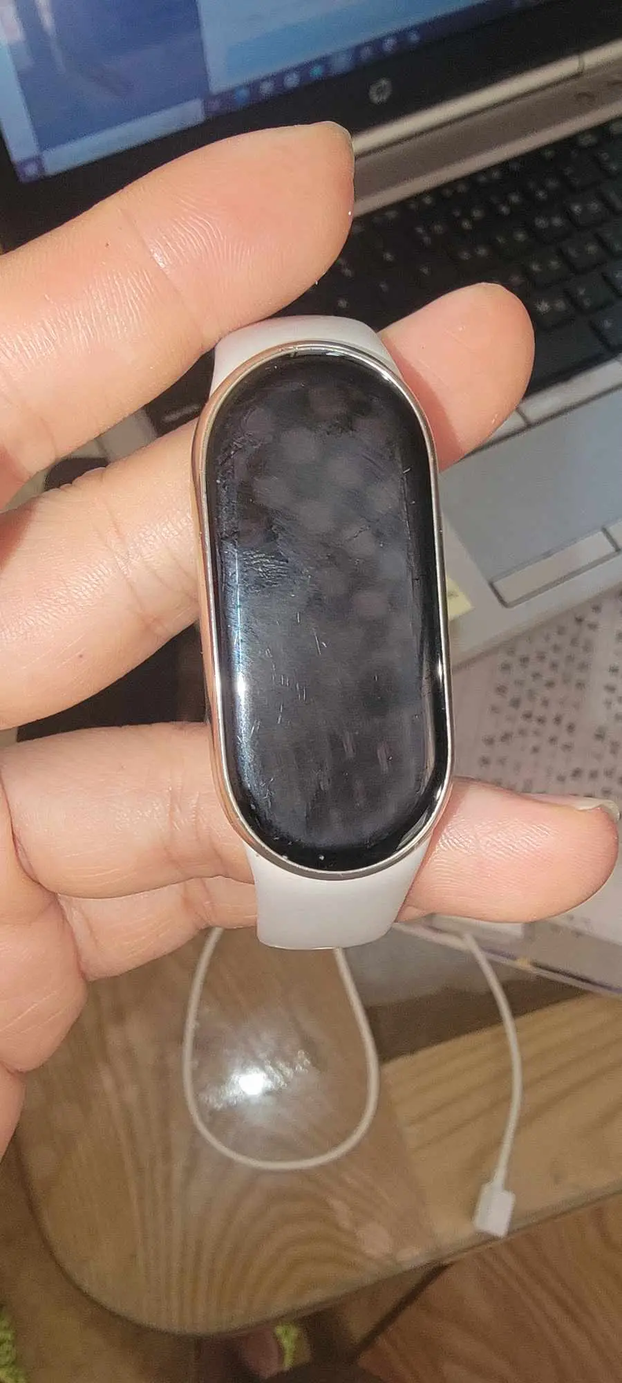 Khách hàng review Vòng đeo tay thông minh Mi Band 8 3