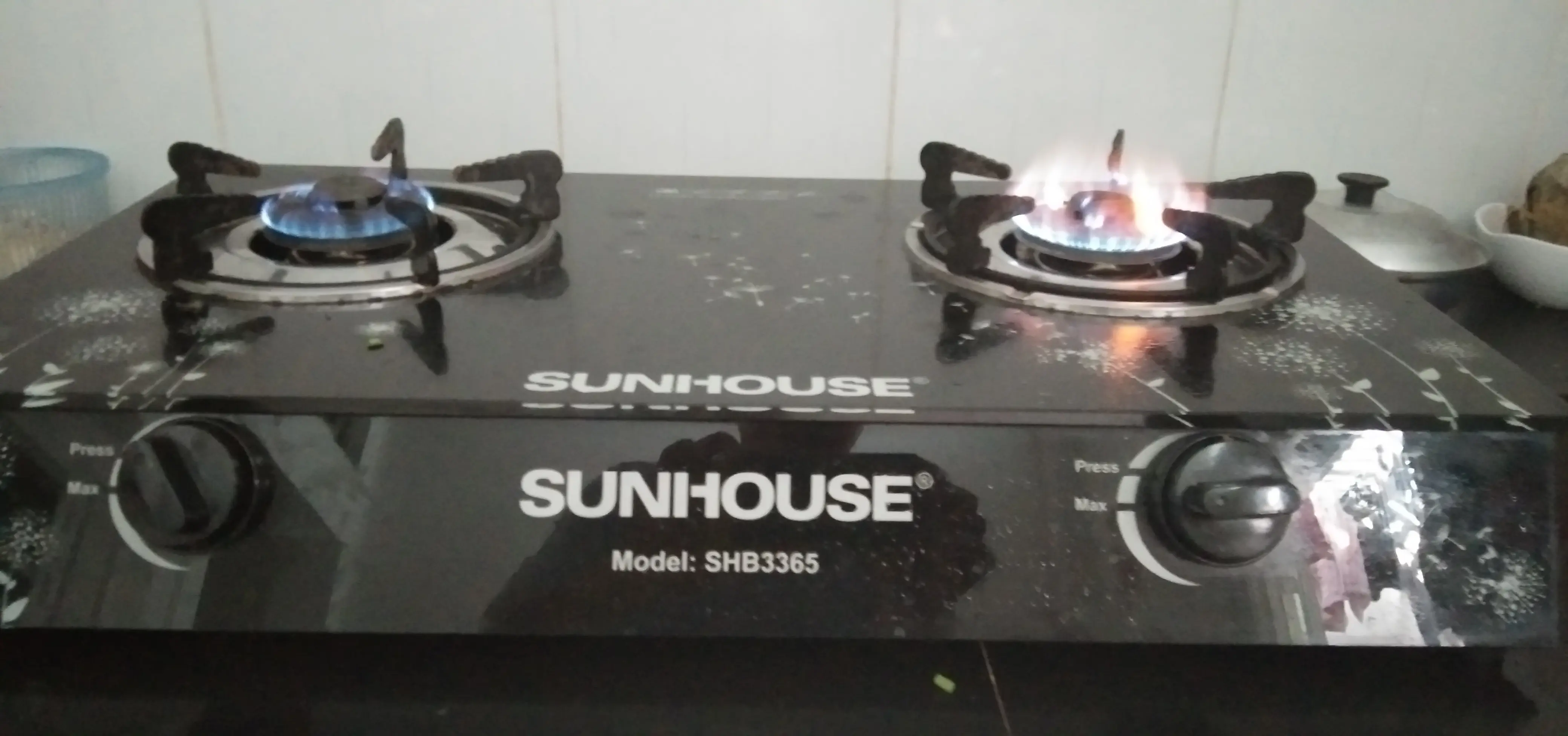 Khách hàng review Bếp ga đôi Sunhouse SHB3365 3