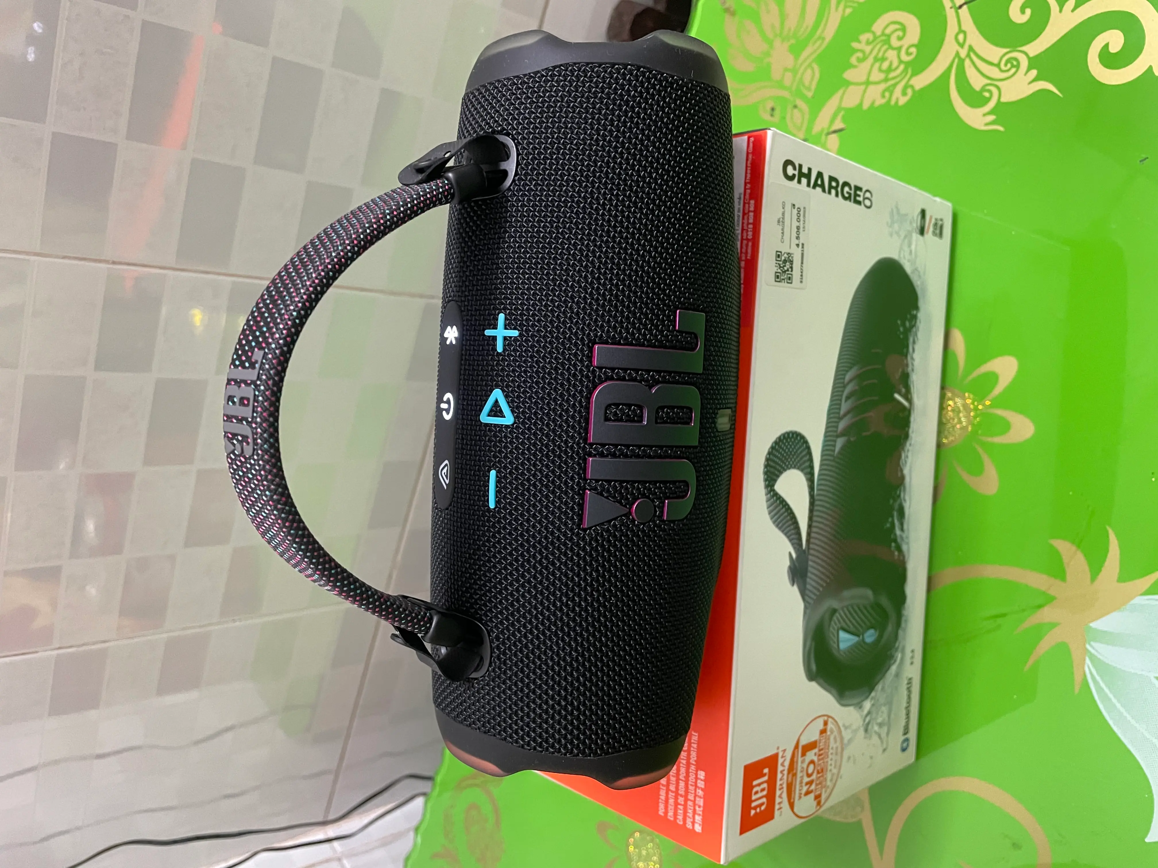 Khách hàng review Loa Bluetooth JBL Charge 6 1