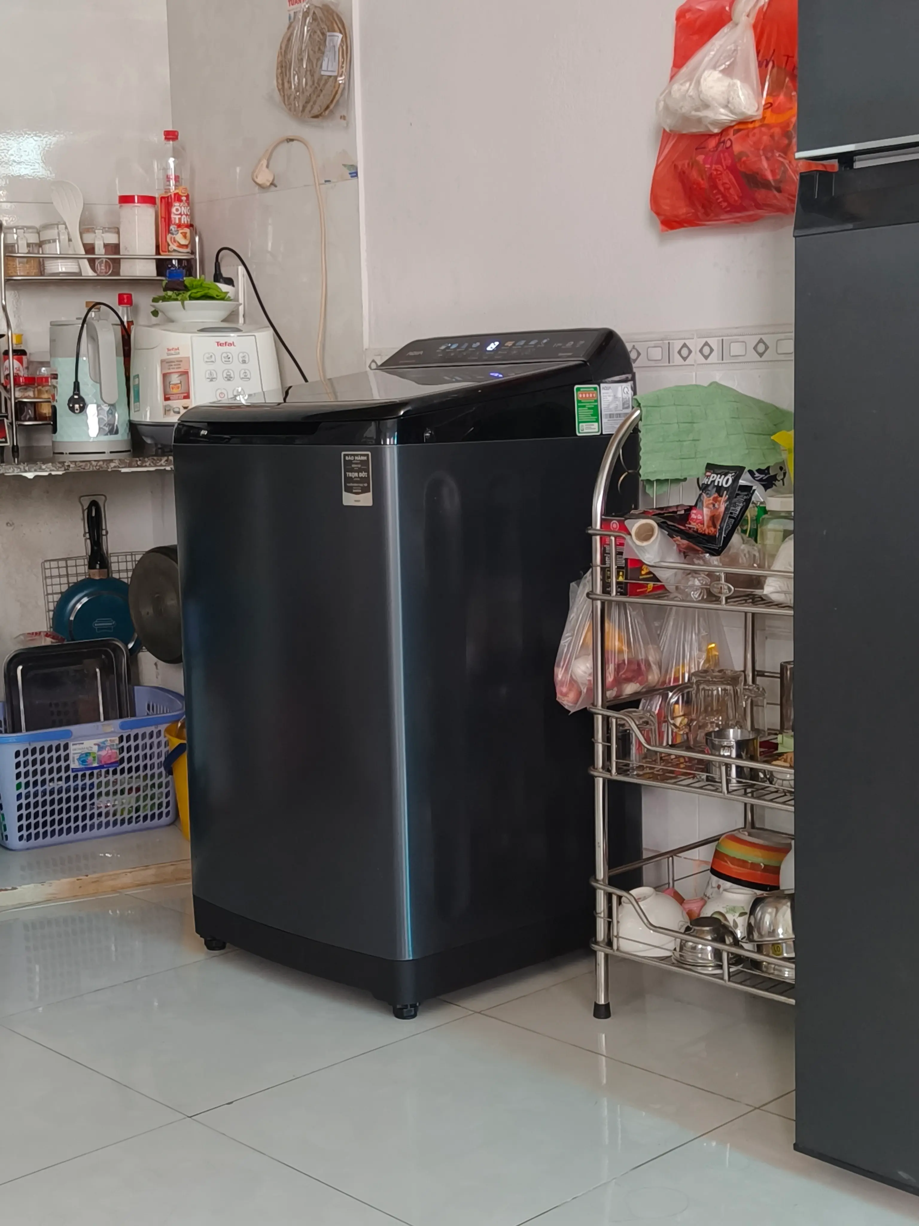Khách hàng review Máy giặt Aqua Inverter 11 kg AWM11-B2158L(B) 1