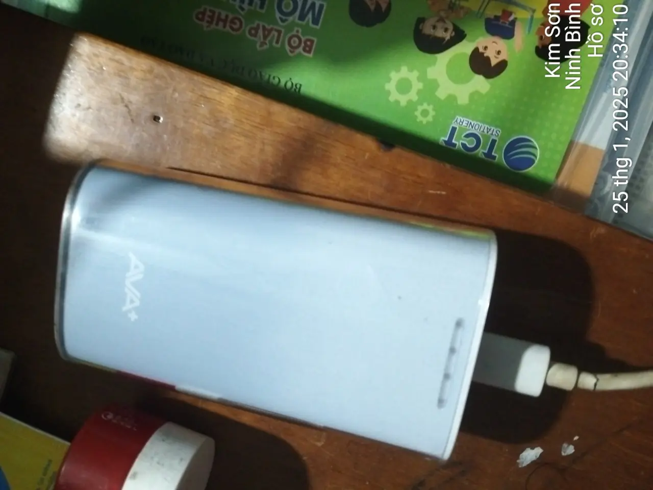 Khách hàng review Pin sạc dự phòng 10000mAh Type C 15W AVA  DS608A 3