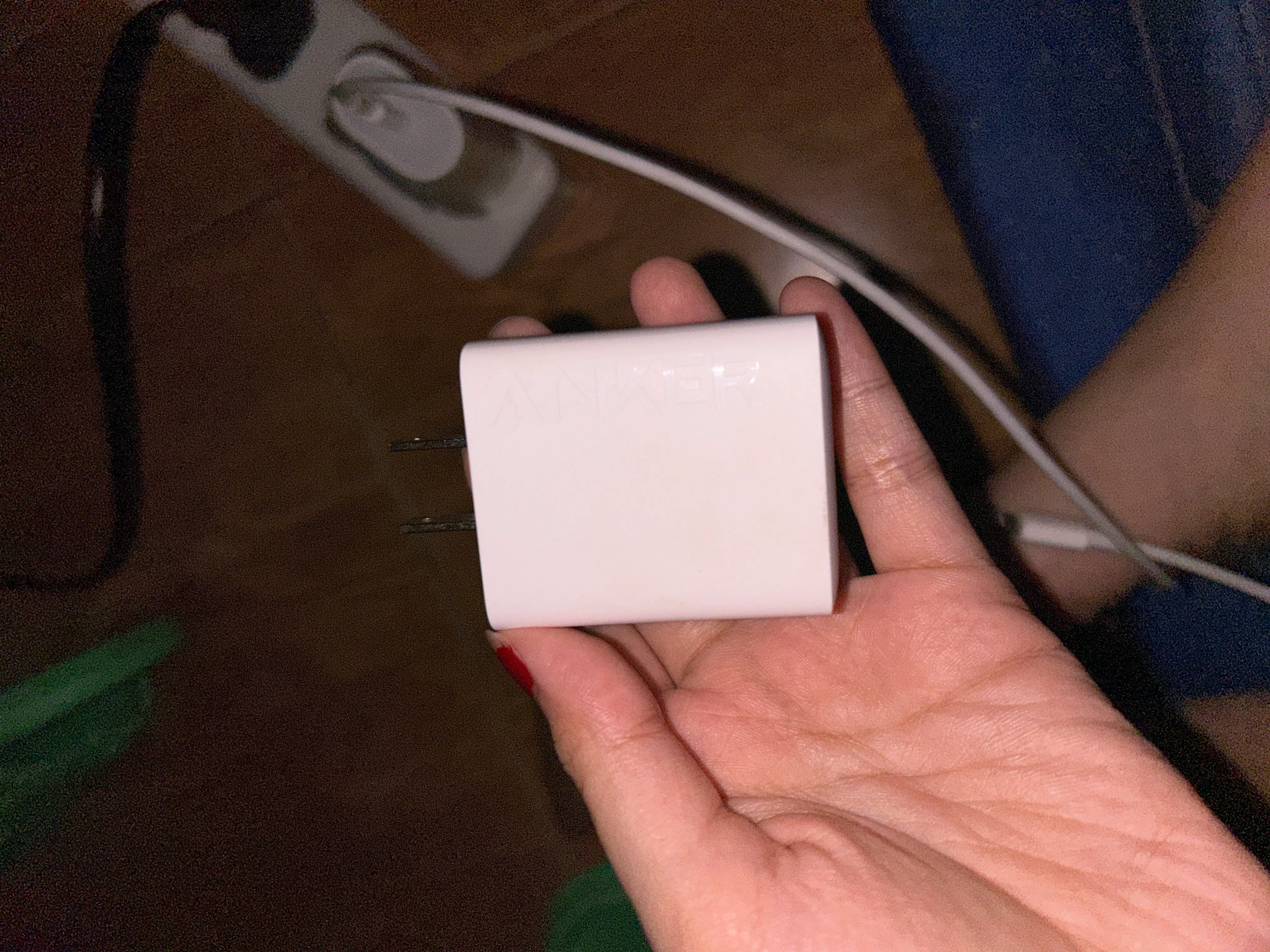 Khách hàng review Bộ  sạc nhanh 2 cổng USB Type-C 20W Anker B2348 kèm Cáp Type C - Type C 1