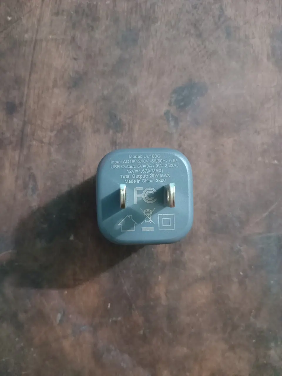 Khách hàng review Adapter Sạc Type C PD 20W Hydrus UL160 1