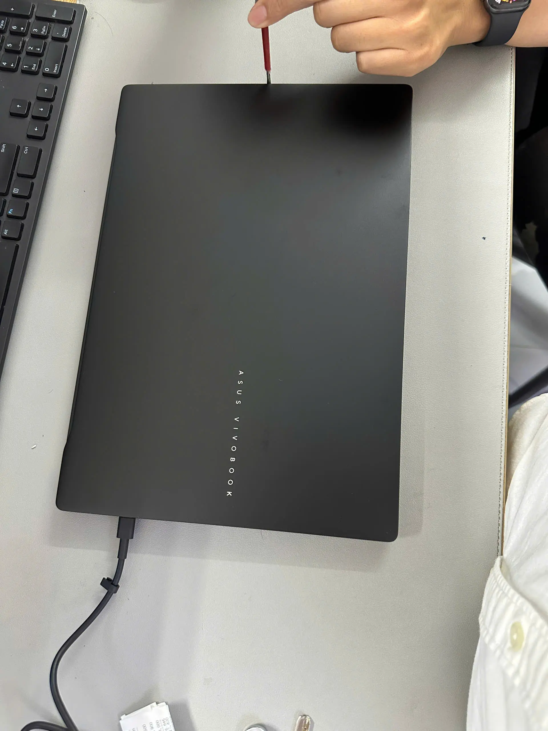 Khách hàng review Laptop Asus Vivobook S16 M5606KA - RI016WS (R7 AI 350, 24GB, 512GB, 2.8K OLED 120Hz, OfficeH24 365, Win11) 2