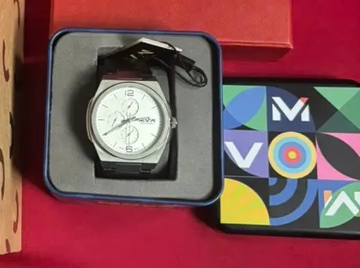 Khách hàng review Đồng hồ MVW Glory 43 mm Nam ML080-01 1