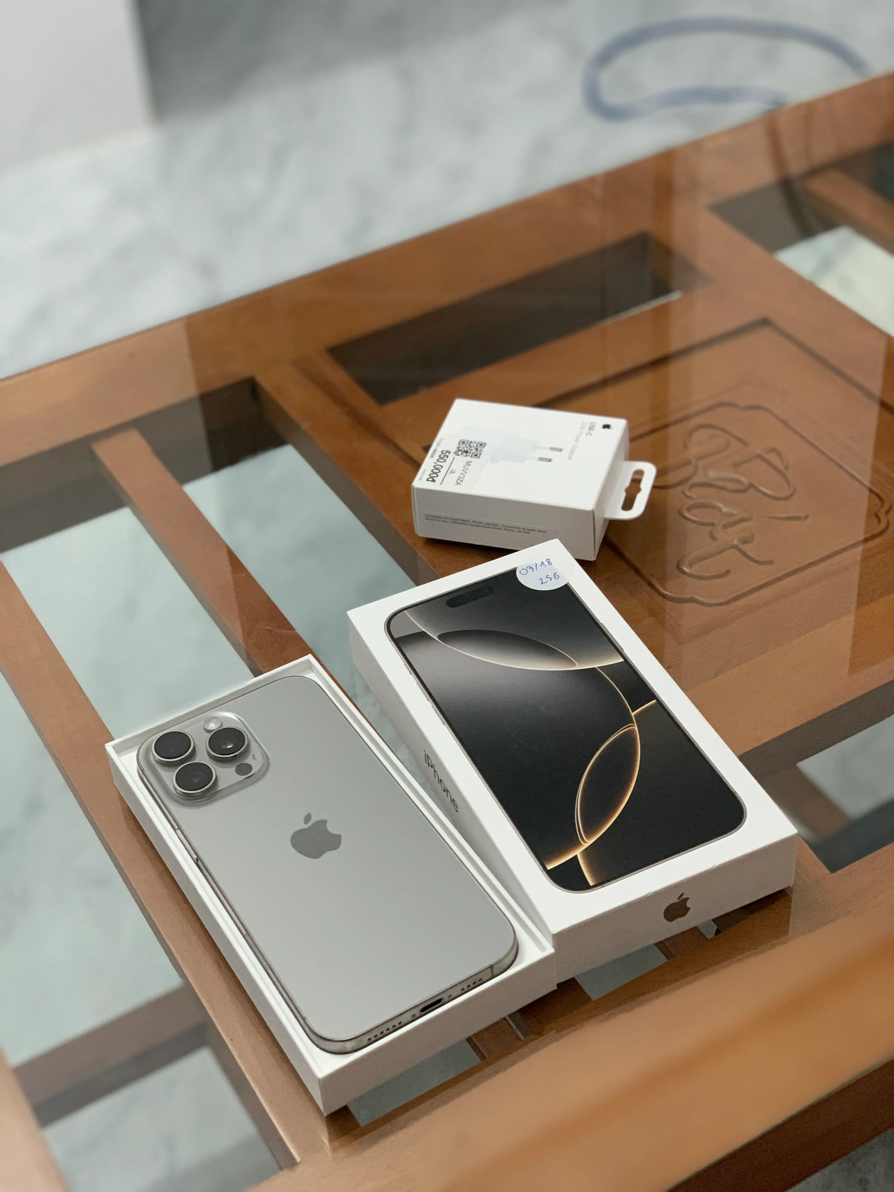 Khách hàng review Điện thoại iPhone 16 Pro Max 256GB 18