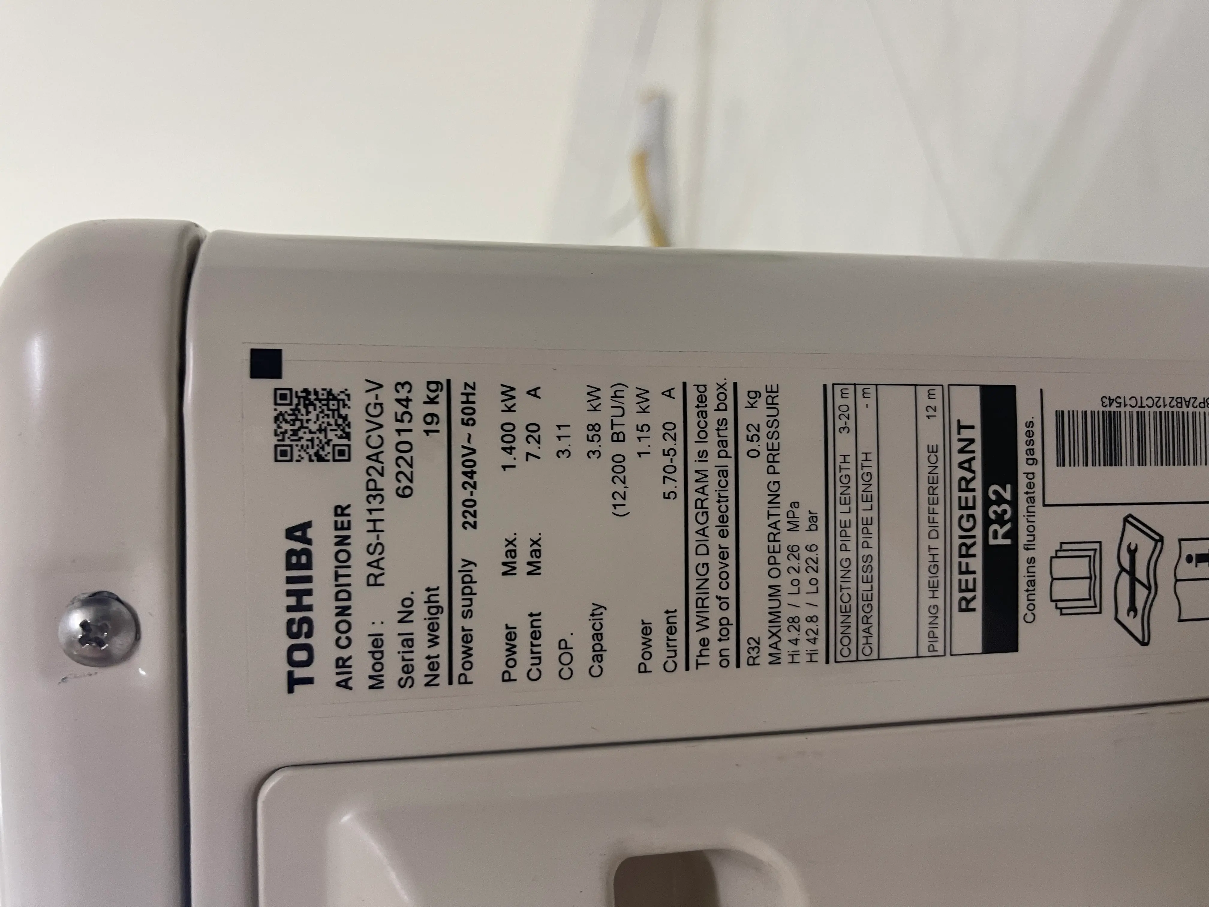 Khách hàng review Điều hòa Toshiba Inverter 12200 BTU RAS-H13P2KCVG-V 2