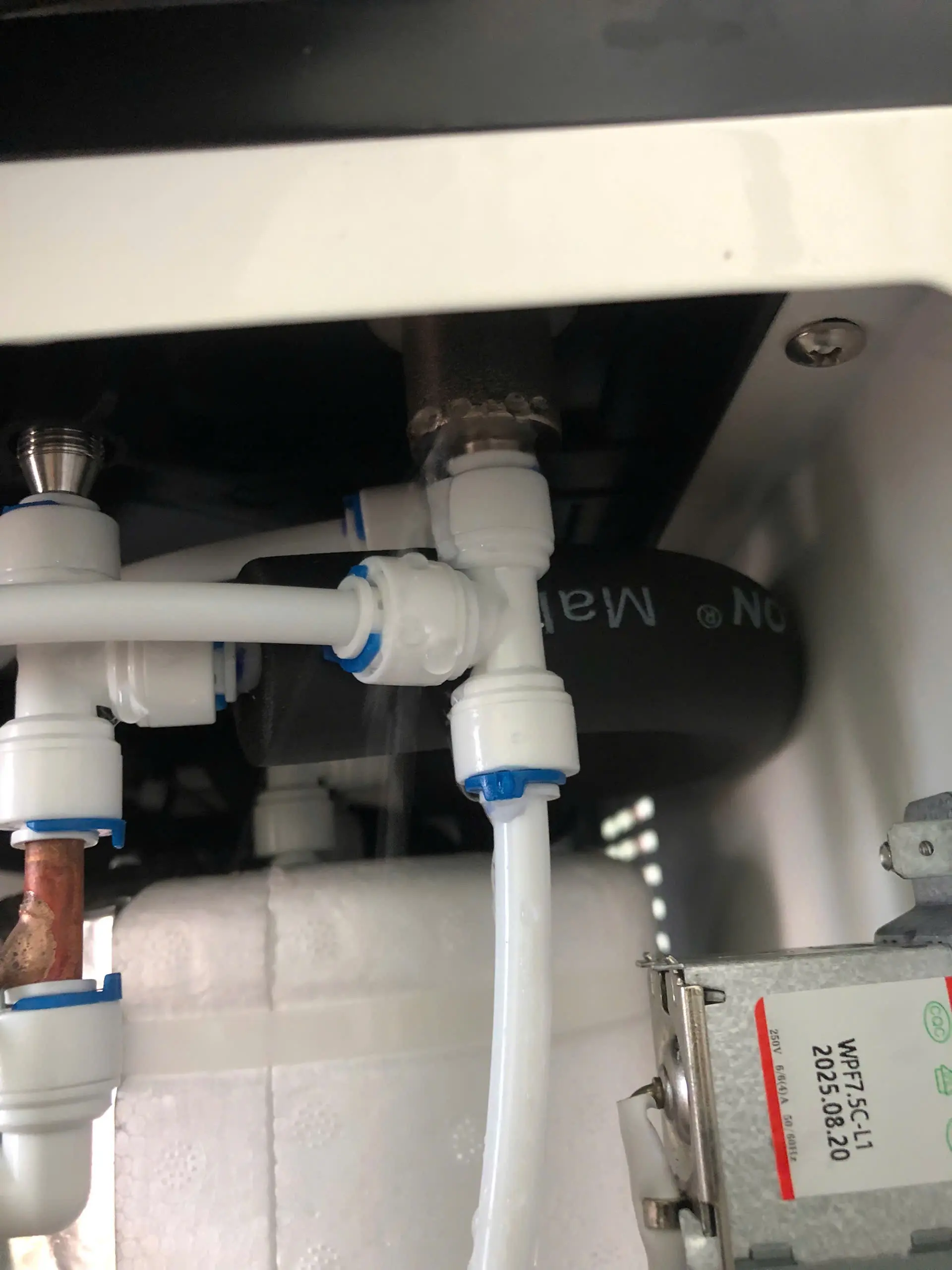 Khách hàng review Máy lọc nước RO nóng nguội lạnh Hydrogen Hòa Phát HPN666 11 lõi 1