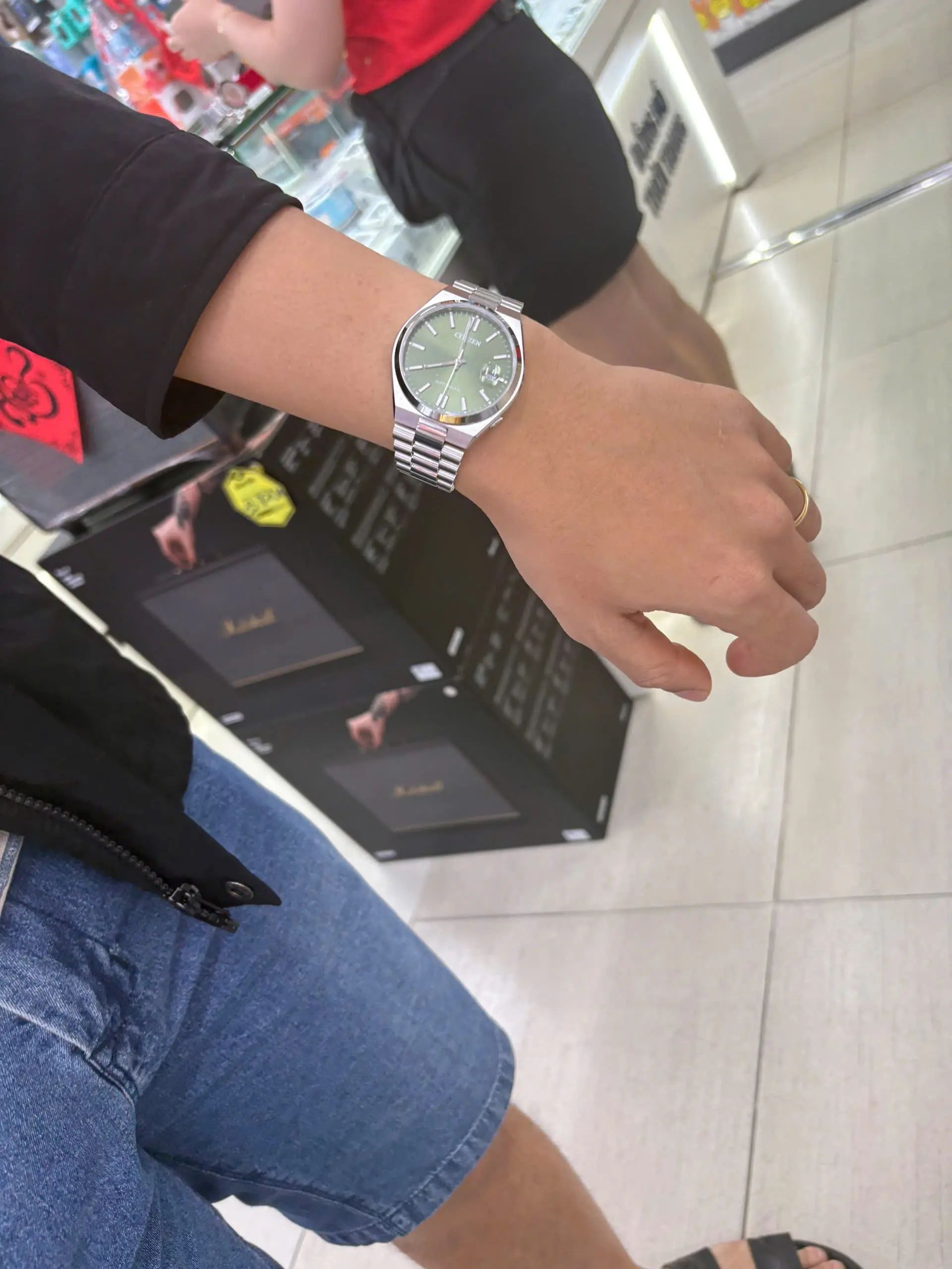 Khách hàng review Đồng hồ Citizen Tsuyosa 40 mm Nam NJ0158-89Z 1