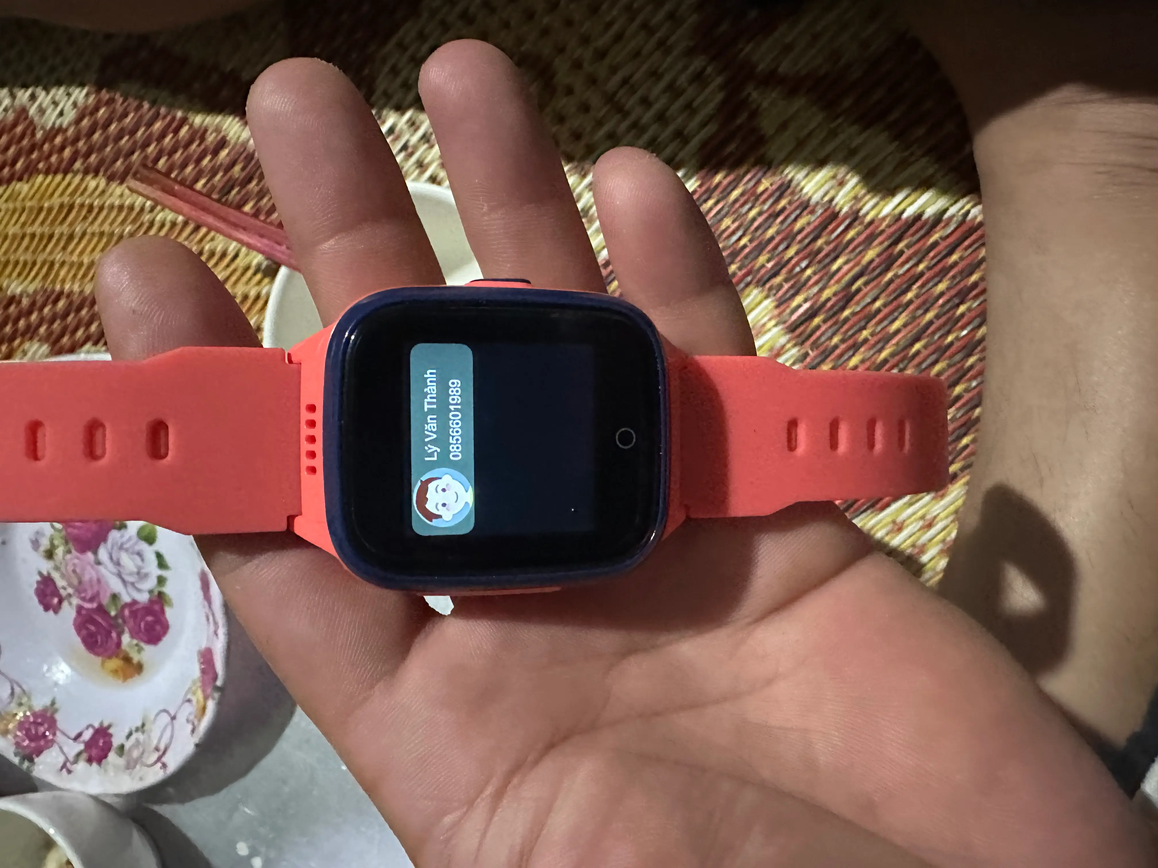 Khách hàng review Đồng hồ định vị trẻ em MyKid 4G Lite 1
