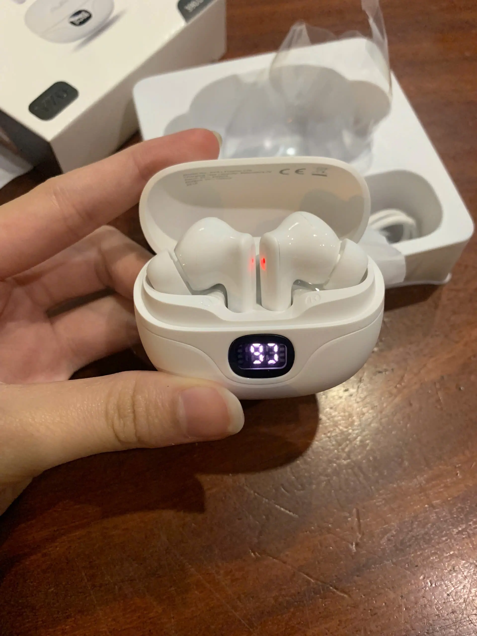 Khách hàng review Tai nghe Bluetooth True Wireless AVA  FreeGo Y70 3