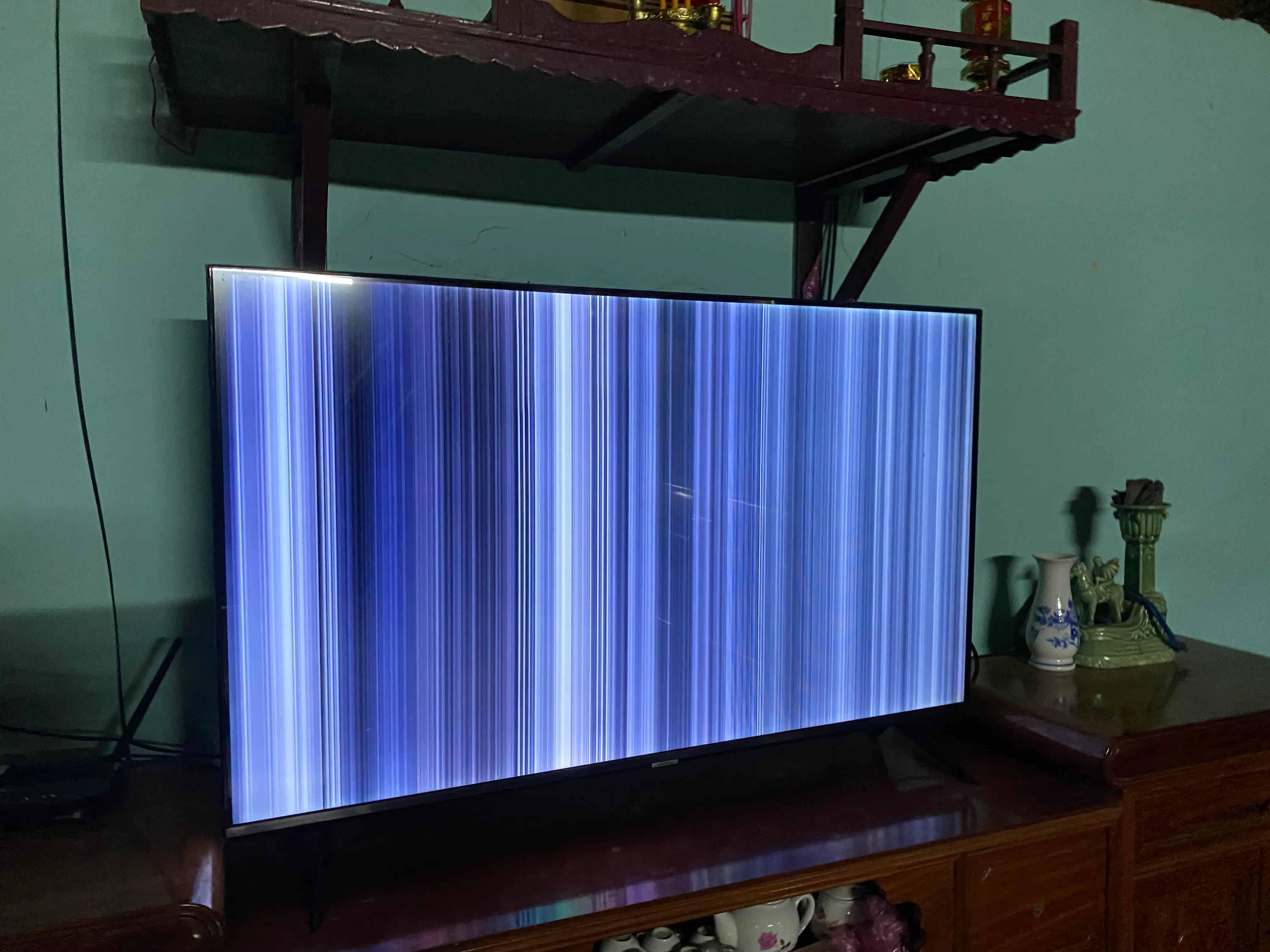 Khách hàng review Smart Tivi Samsung 4K 50 inch UA50AU7002 2