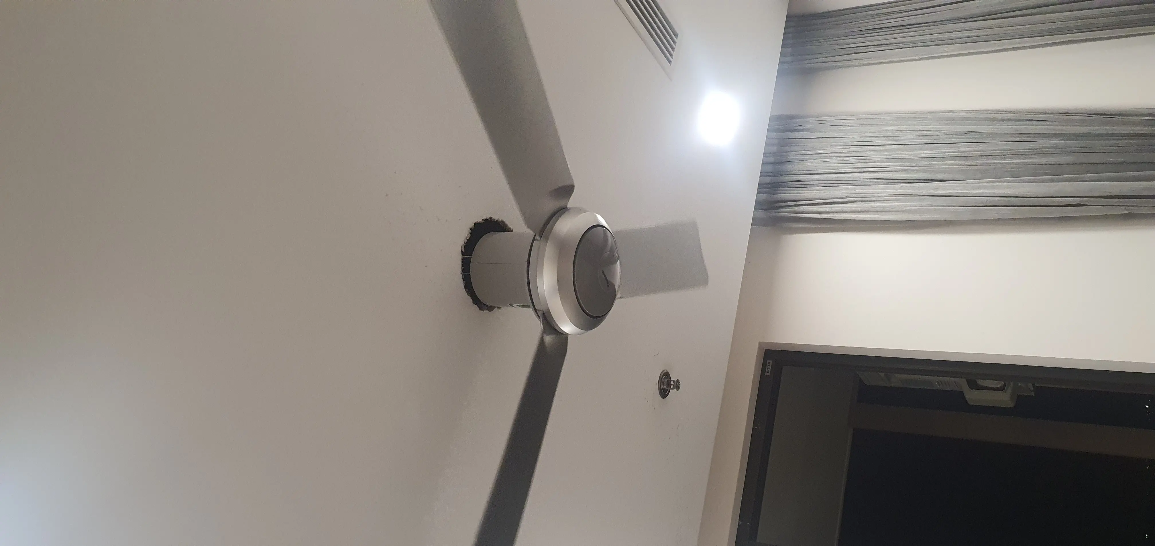 Khách hàng review Quạt trần Panasonic 3 cánh F-48CZL 55W 1
