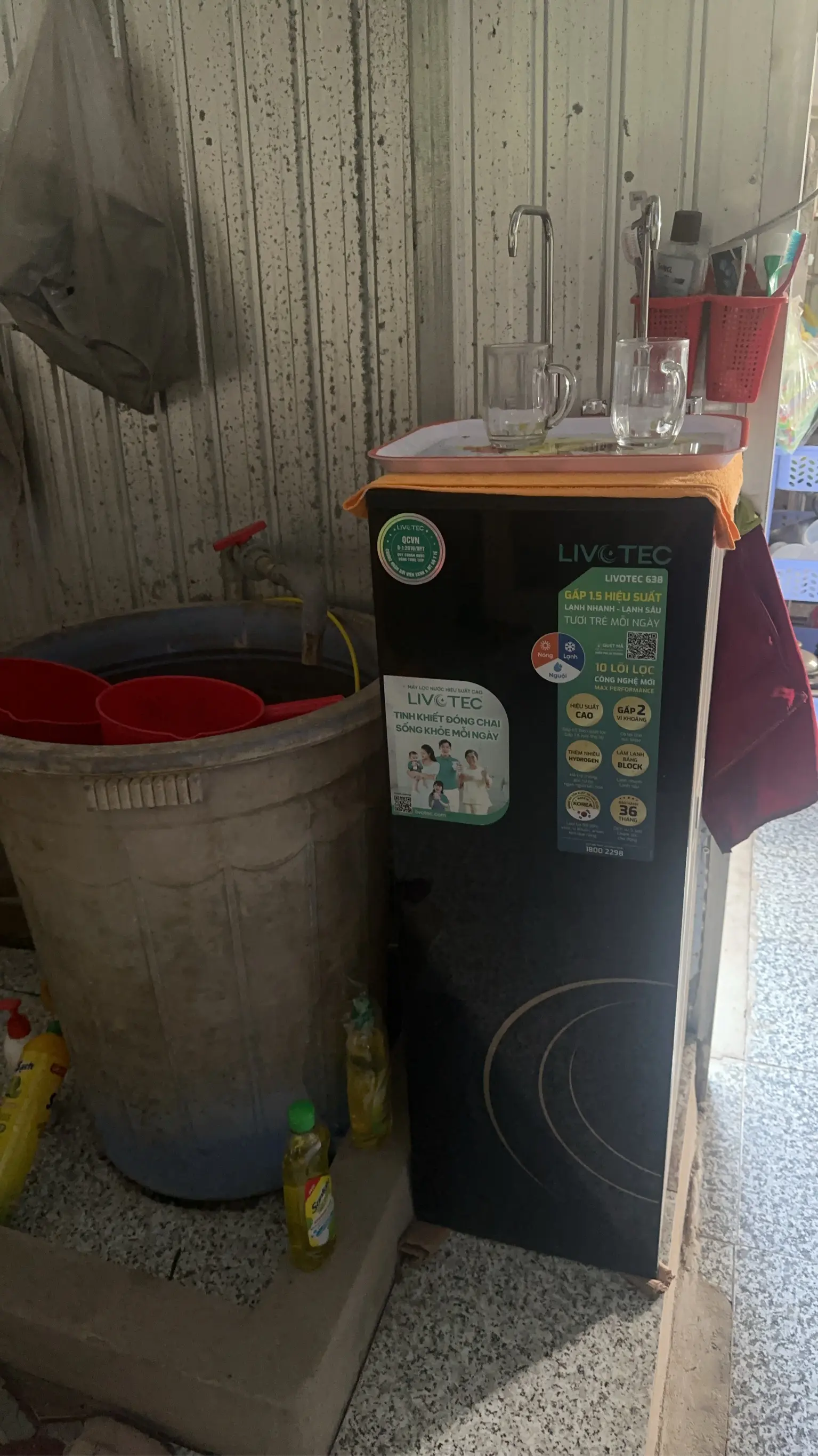 Khách hàng review Máy lọc nước RO nóng nguội lạnh Hydrogen Livotec 638 10 lõi 1