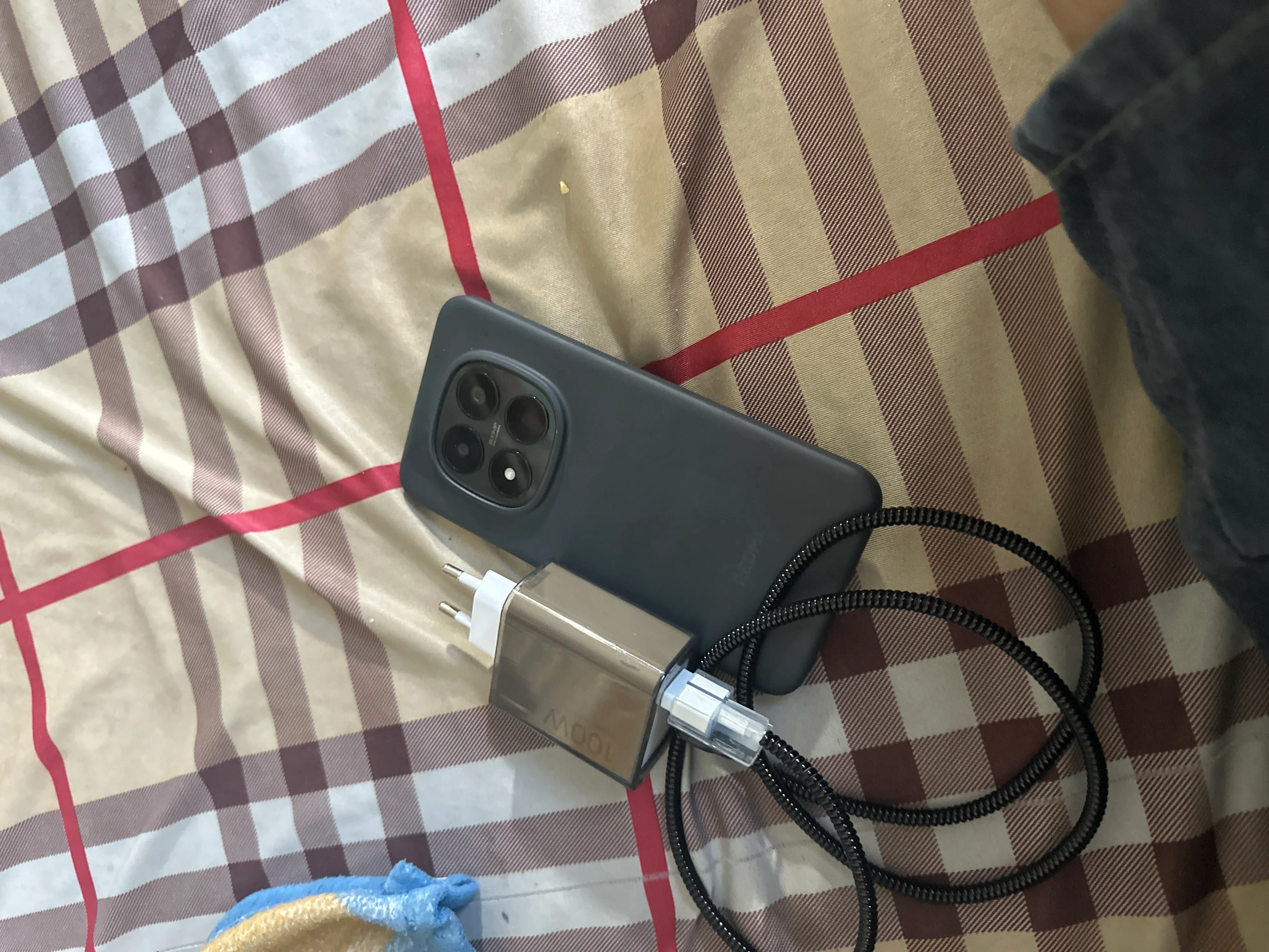 Khách hàng review Điện thoại Xiaomi Redmi Note 15 Pro  5G 12GB/256GB 1