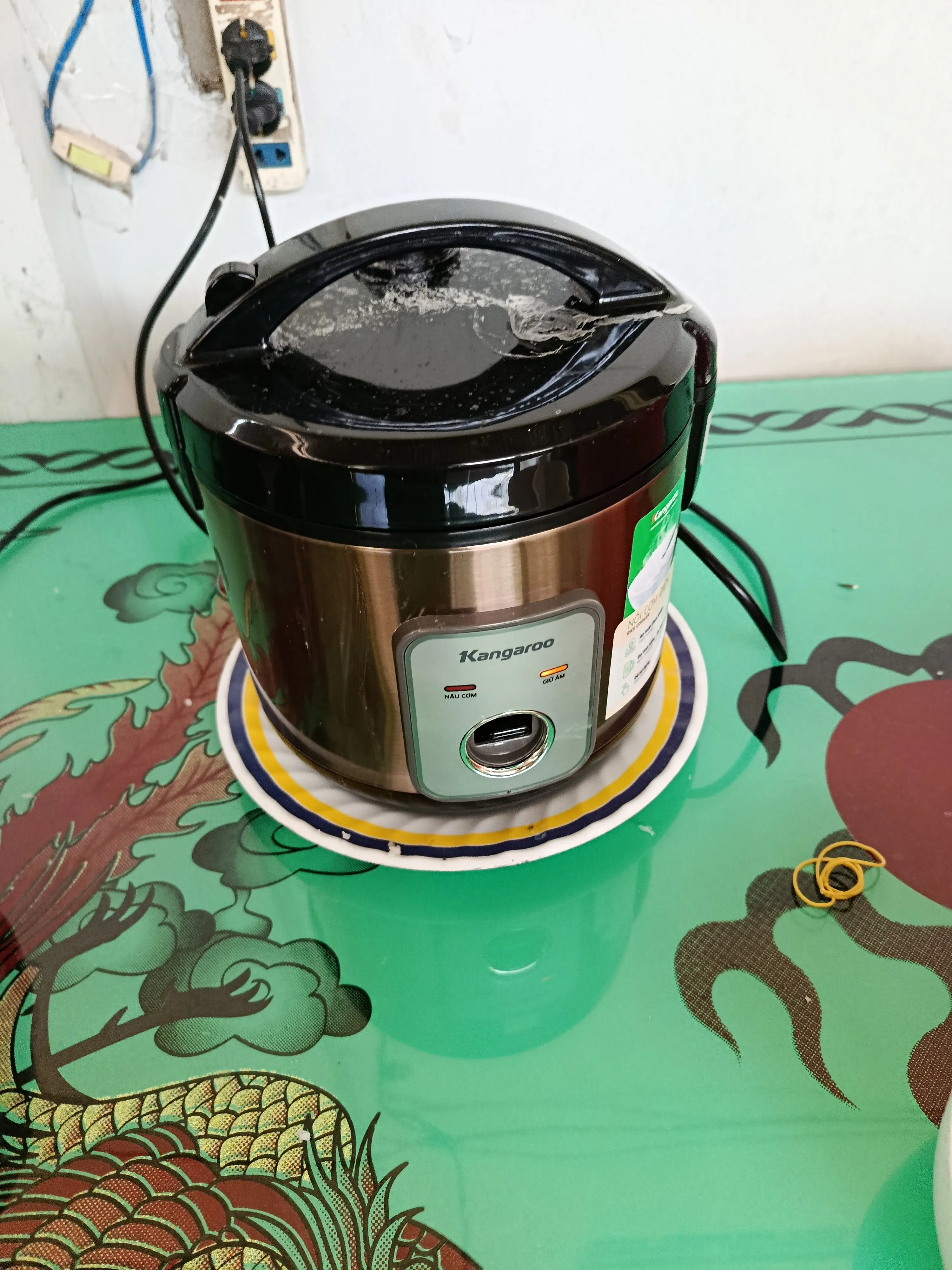 Khách hàng review Nồi cơm nắp gài Kangaroo 1.2 lít KGRC12M3 2