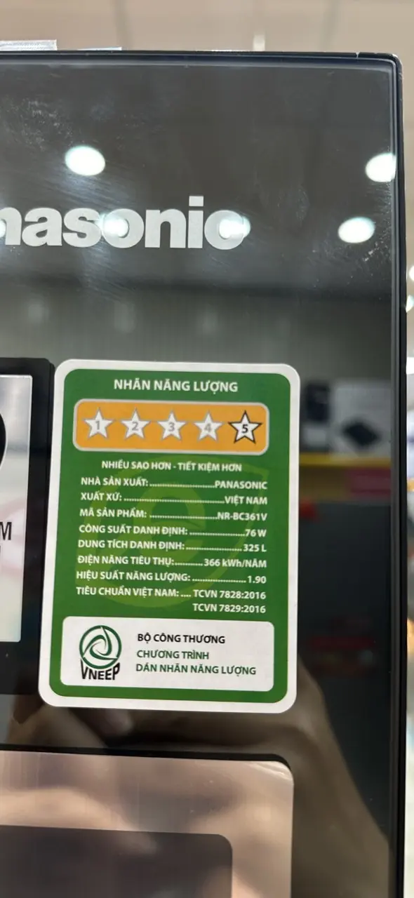 Khách hàng review Tủ lạnh Panasonic Inverter 325 lít NR-BC361VGMV 47