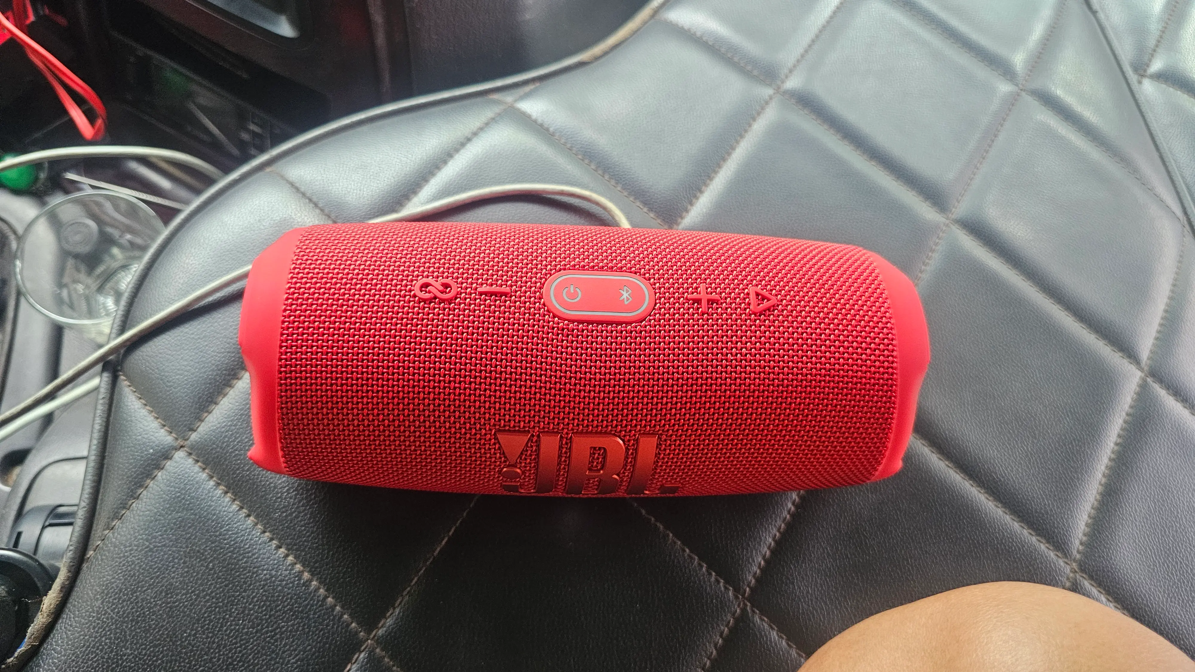 Khách hàng review Loa Bluetooth JBL Charge 5 1