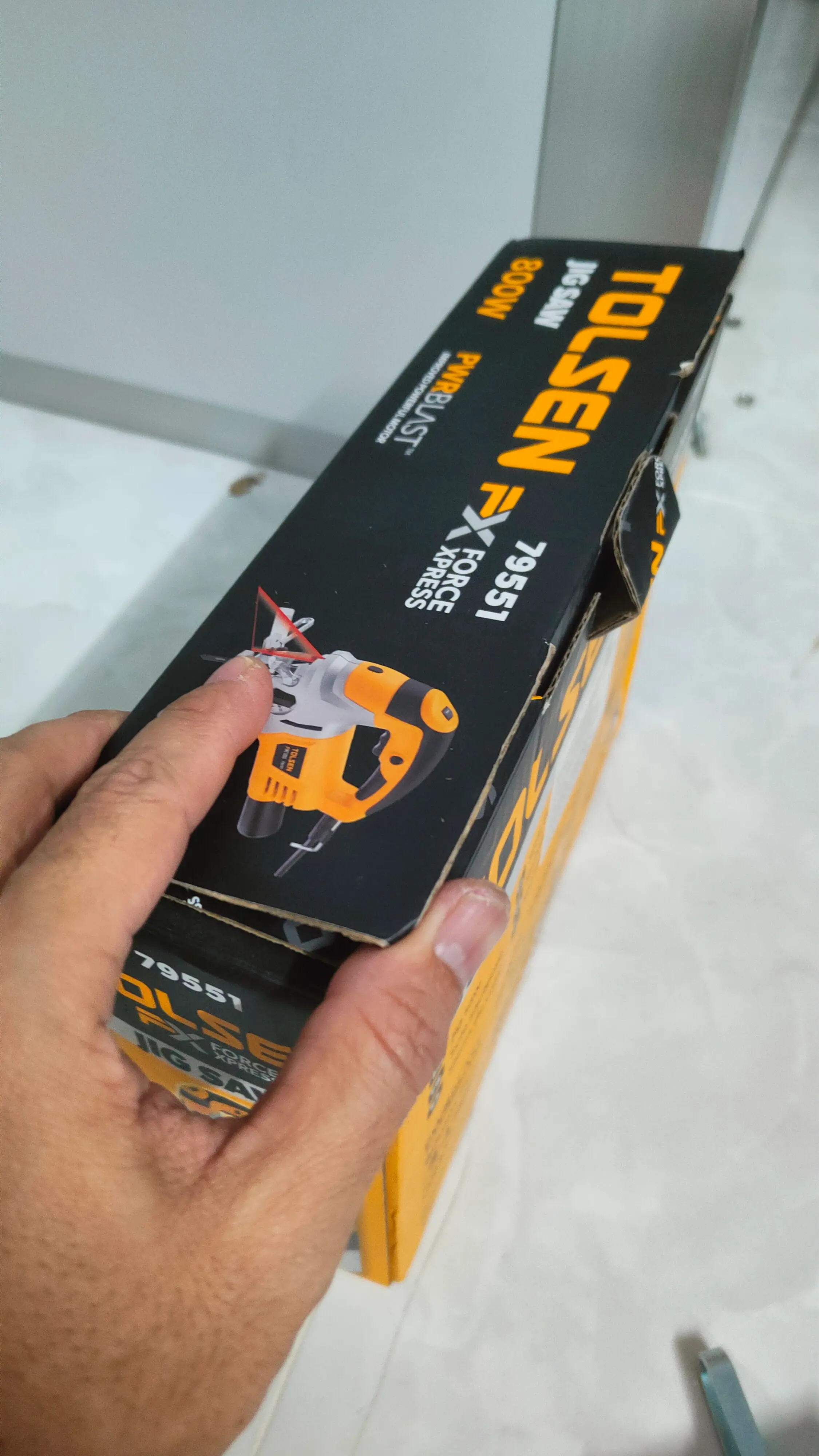 Khách hàng review Máy cưa lọng dùng điện Tolsen 800W 79551 1