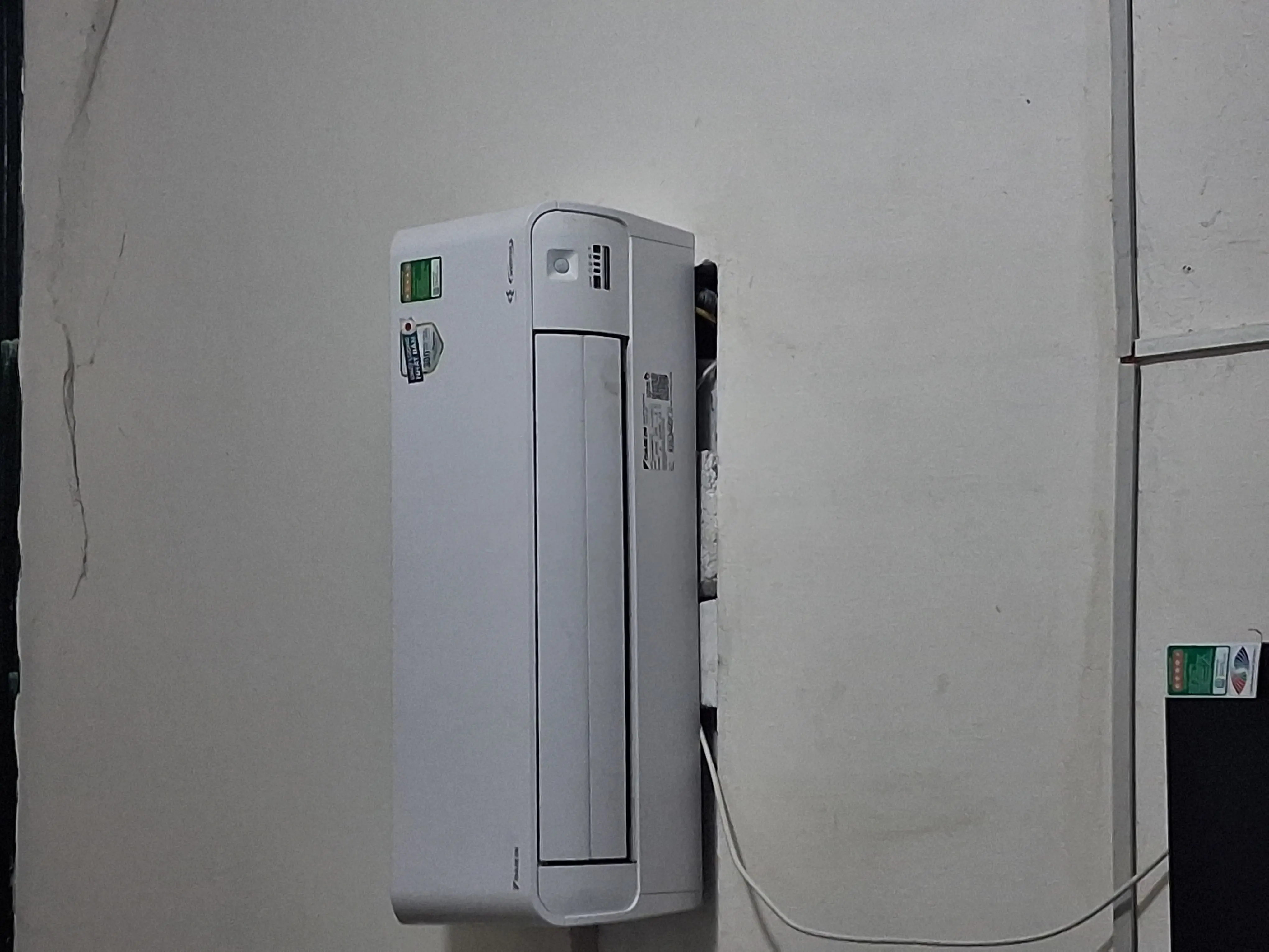Khách hàng review Máy lạnh Daikin Inverter 1.5 HP FTKY35WMVMV 1