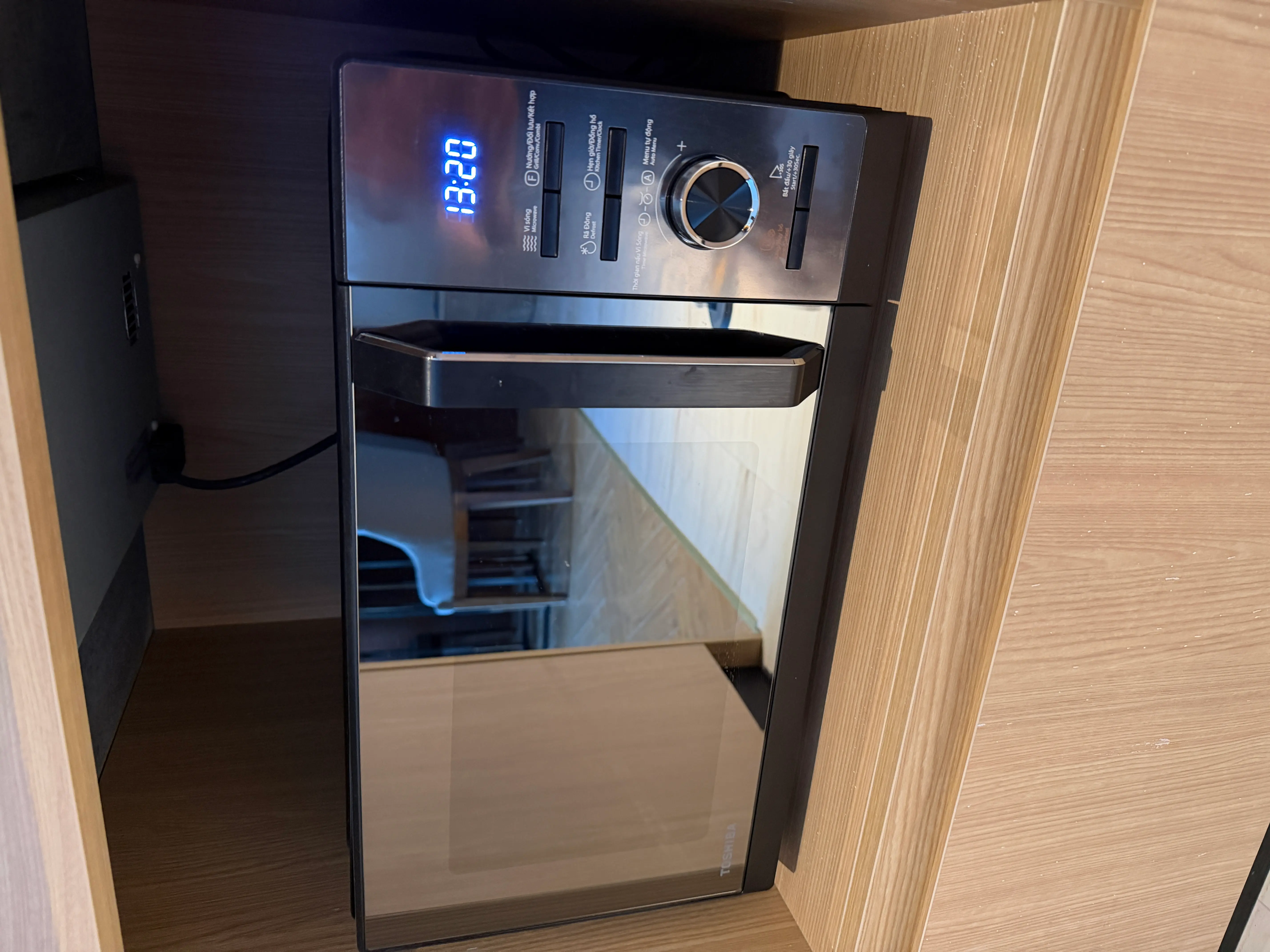 Khách hàng review Lò vi sóng có nướng Toshiba MW3-AC27PE(BM)VN 27 lít 1