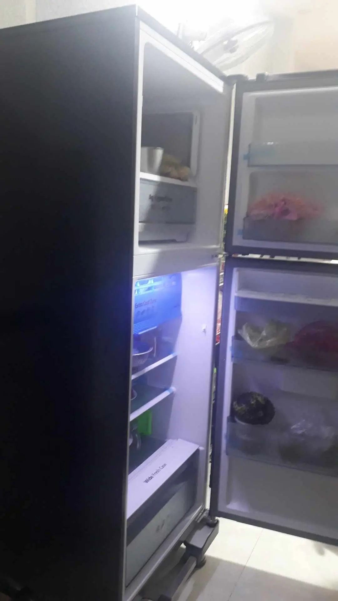 Khách hàng review Tủ lạnh Panasonic Inverter 326 lít NR-TL351GVKV 5