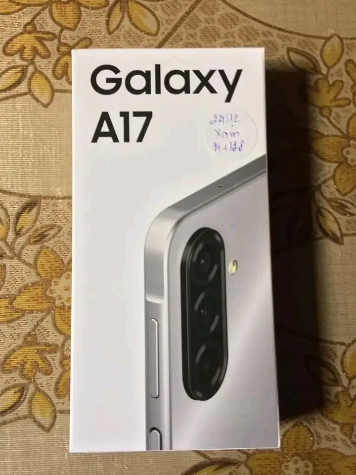 Khách hàng review Điện thoại Samsung Galaxy A17 4GB/128GB 1