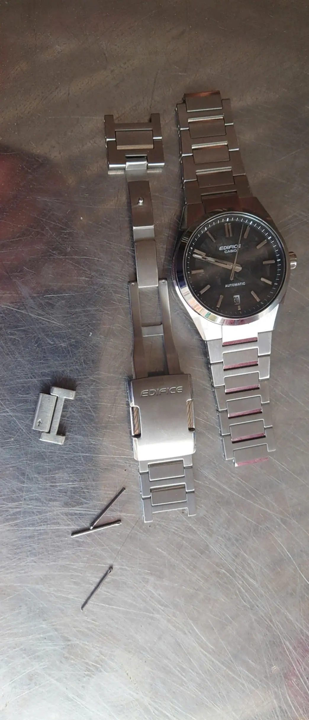 Khách hàng review Đồng hồ Edifice Casio 39 mm Nam EFK-100CD-1ADR 1