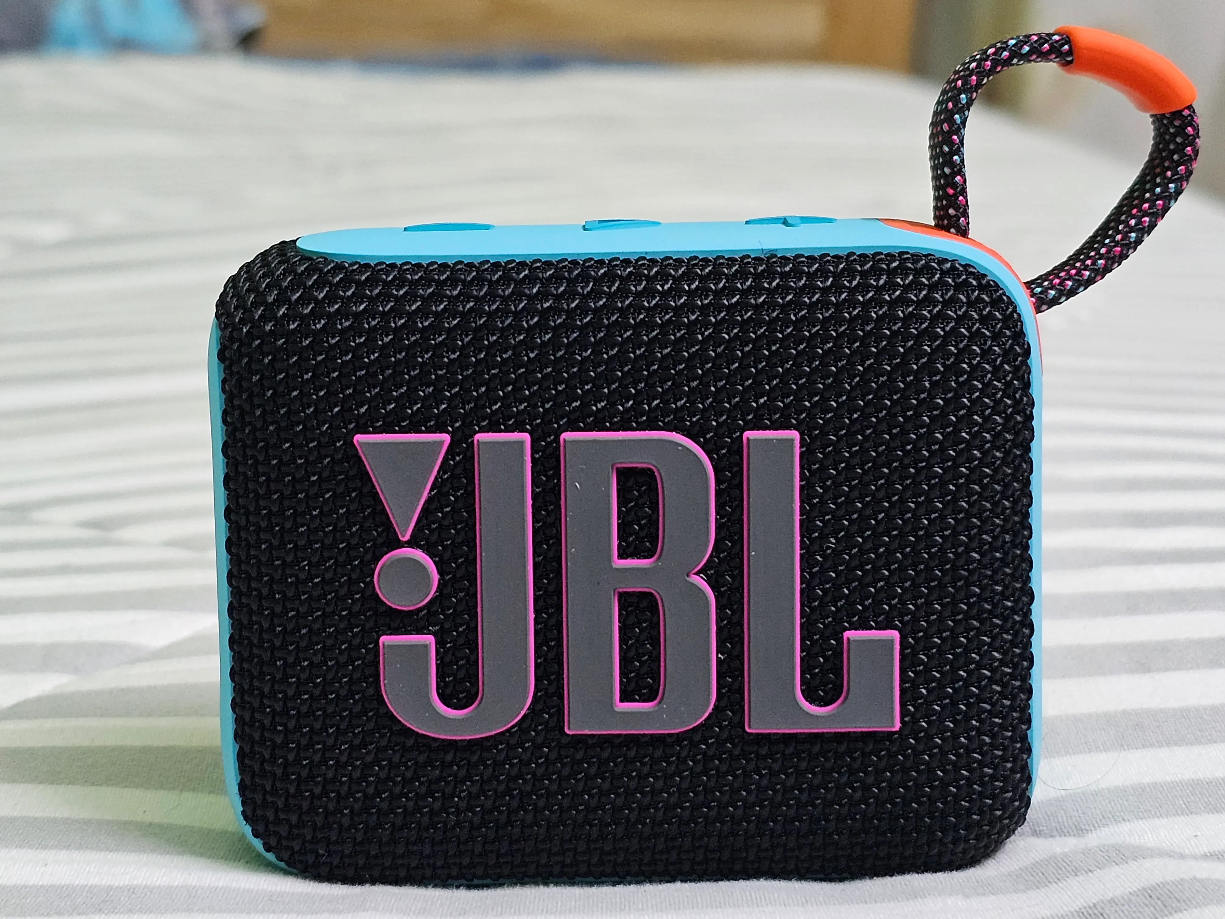 Khách hàng review Loa Bluetooth JBL Go 4 1