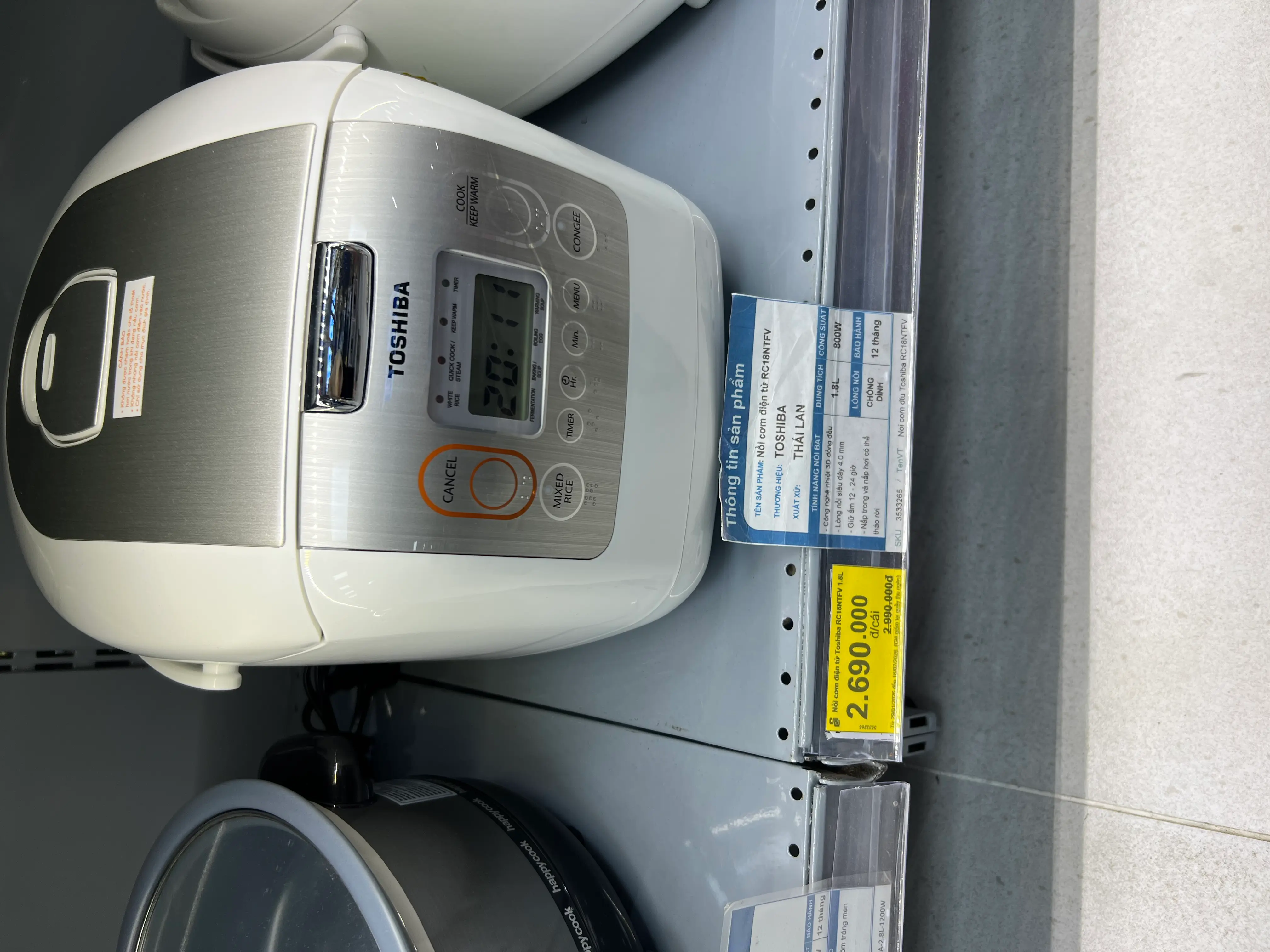 Khách hàng review Nồi cơm điện tử Toshiba 1.8 lít RC-18NMFVN(WT) 1