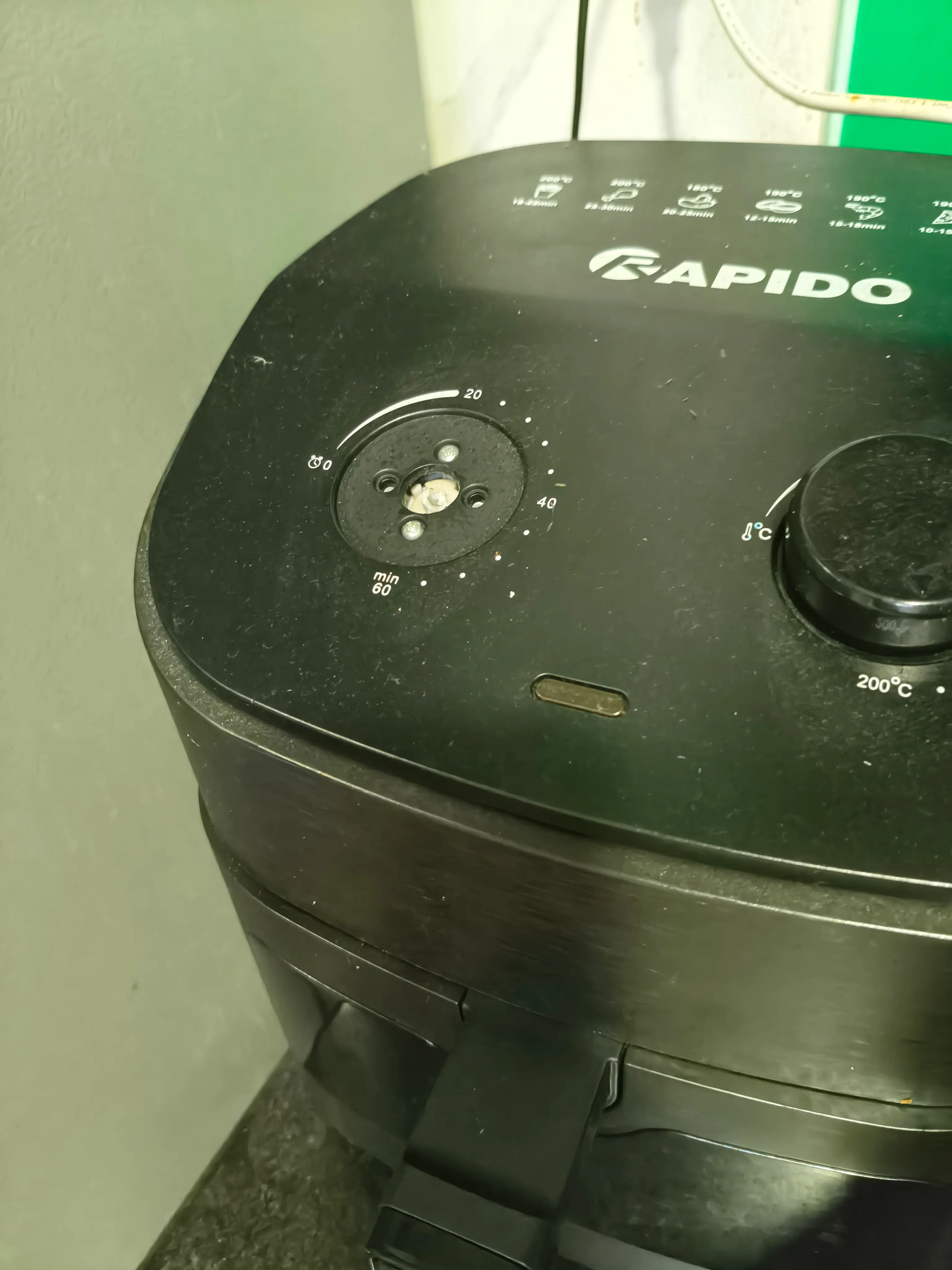 Khách hàng review Nồi chiên không dầu Rapido 7 lít RAF-7.0M4 2M 1