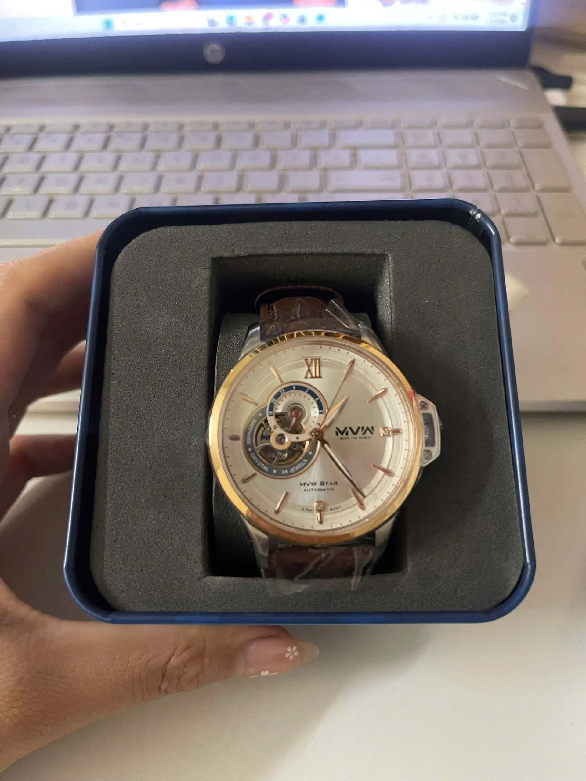 Khách hàng review Đồng hồ MVW Star 41.5 mm Nam MLA004-02N 2