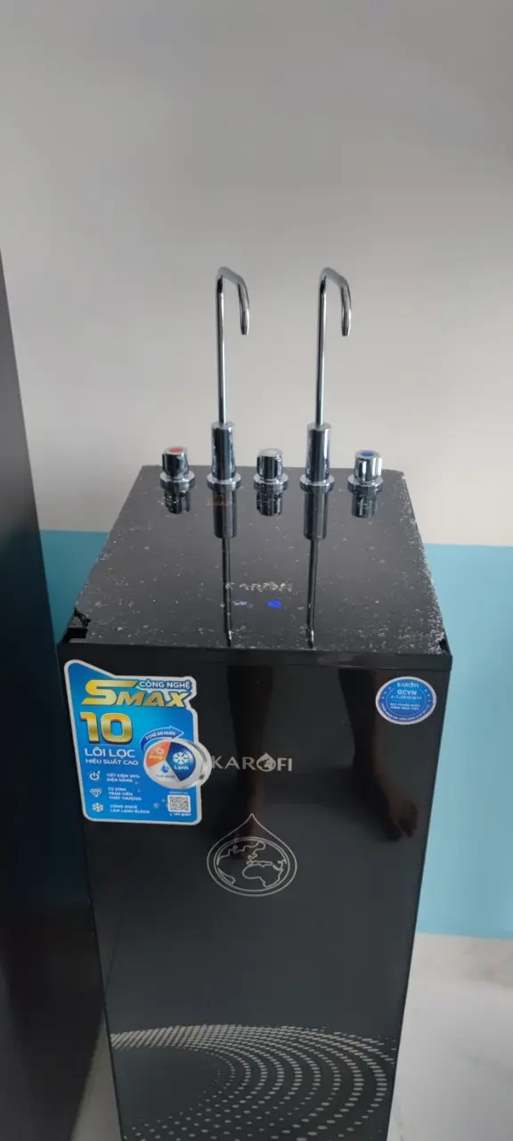 Khách hàng review Máy lọc nước RO nóng nguội lạnh Karofi KAD-X60 10 lõi 1
