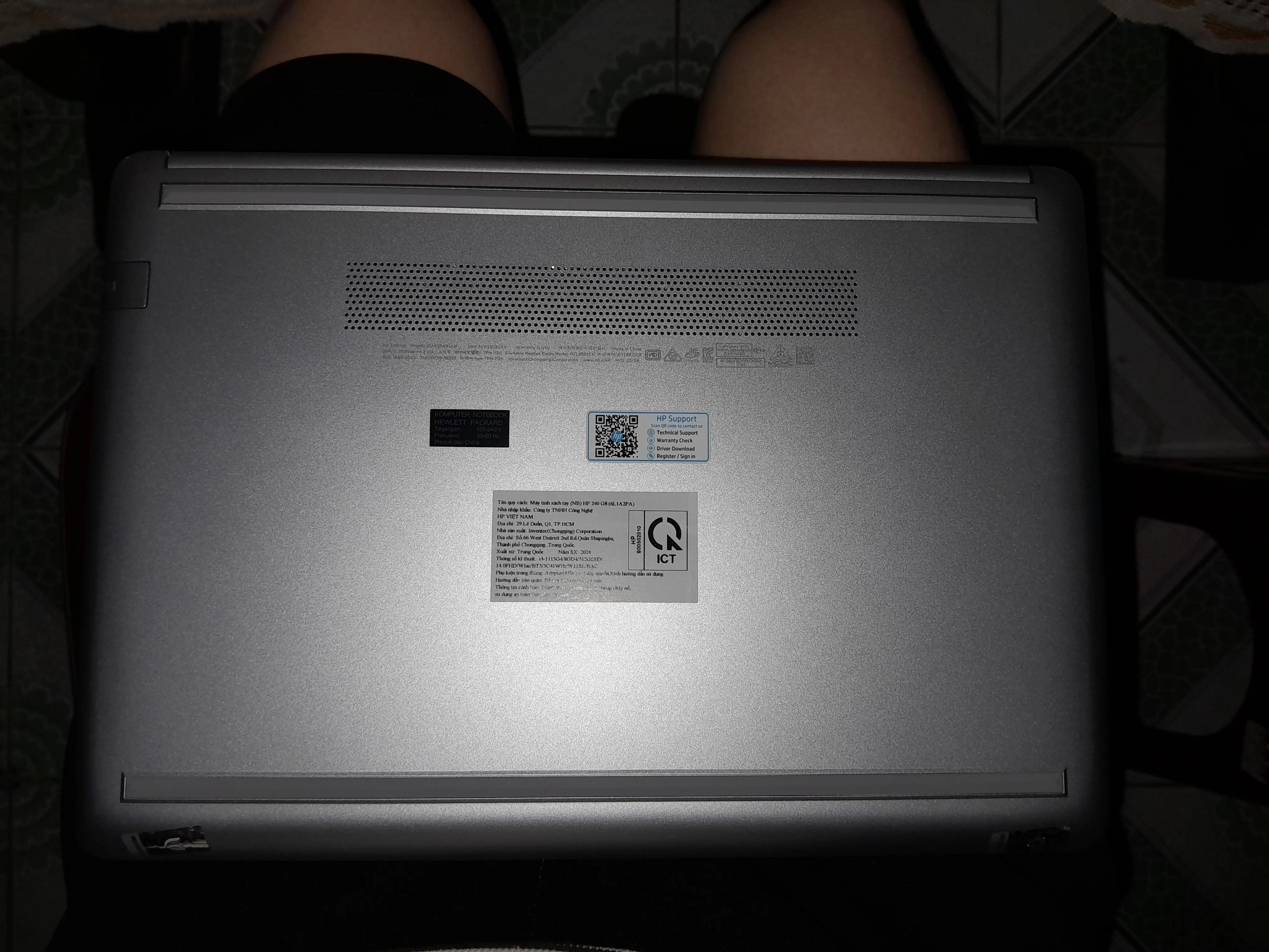 Khách hàng review Laptop HP 240 G8 i3 1115G4/8GB/512GB/Win11 (6L1A2PA) 1