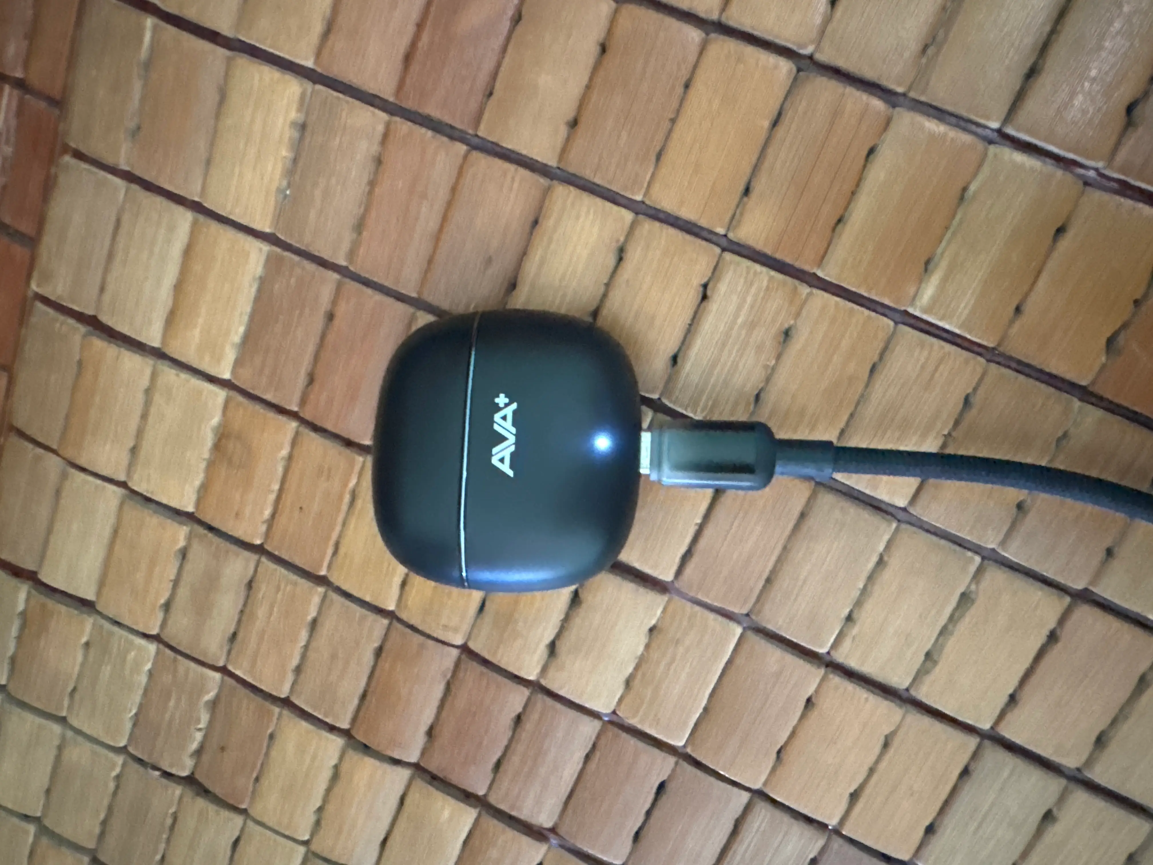 Khách hàng review Tai nghe Bluetooth True Wireless AVA  FreeGo W30 1