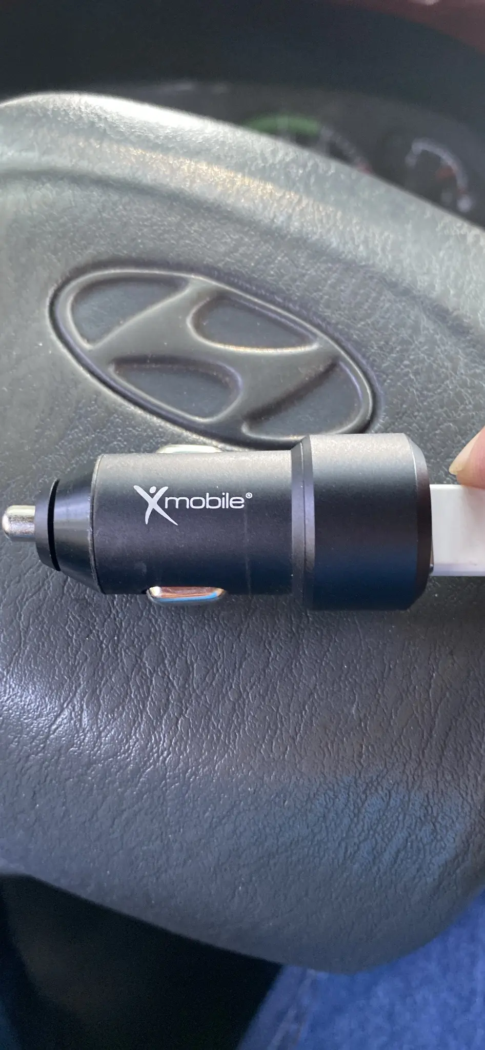 Khách hàng review Sạc xe hơi 2 cổng USB 12W Xmobile SN-177 2