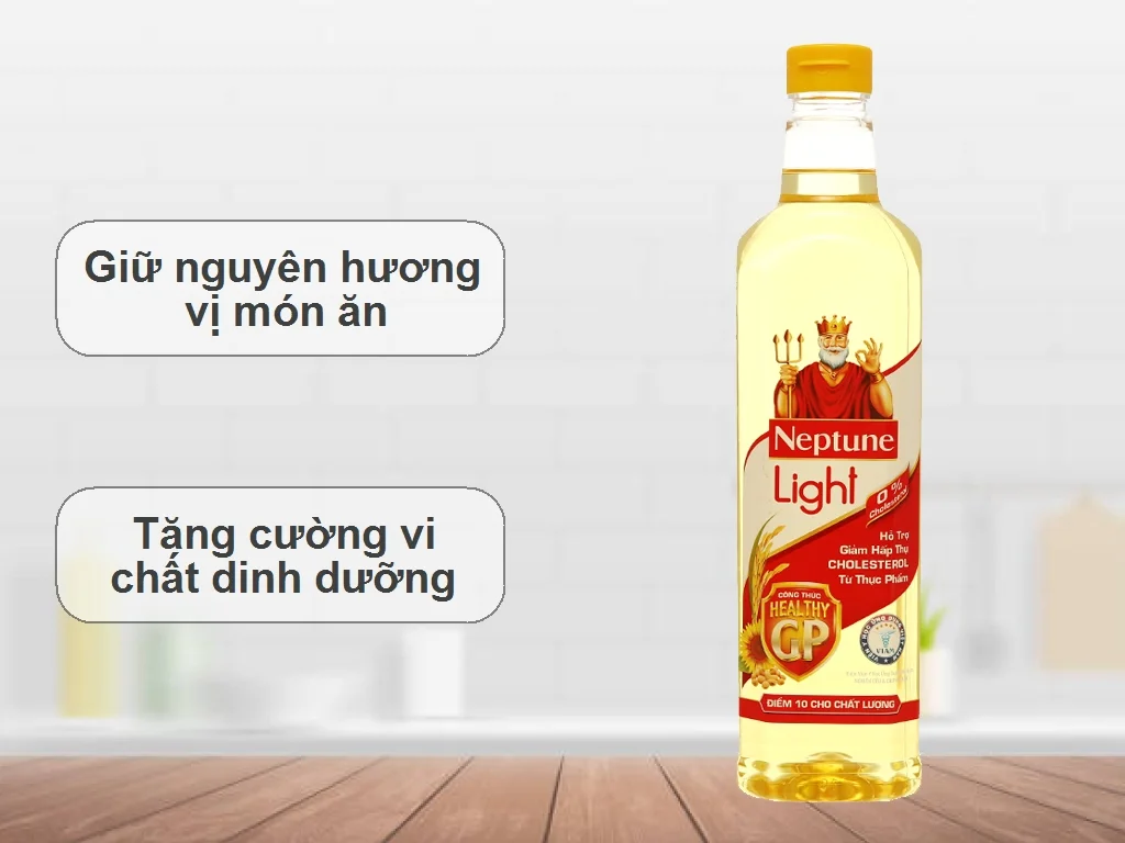 Dầu ăn thượng hạng Neptune Light chai 1 lít 1